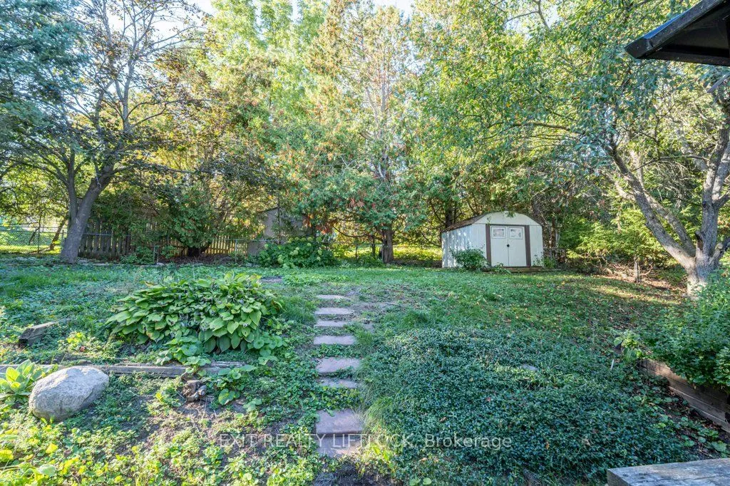 39 Beechwood Drive