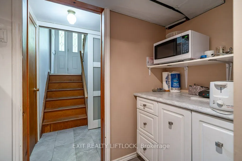 39 Beechwood Drive