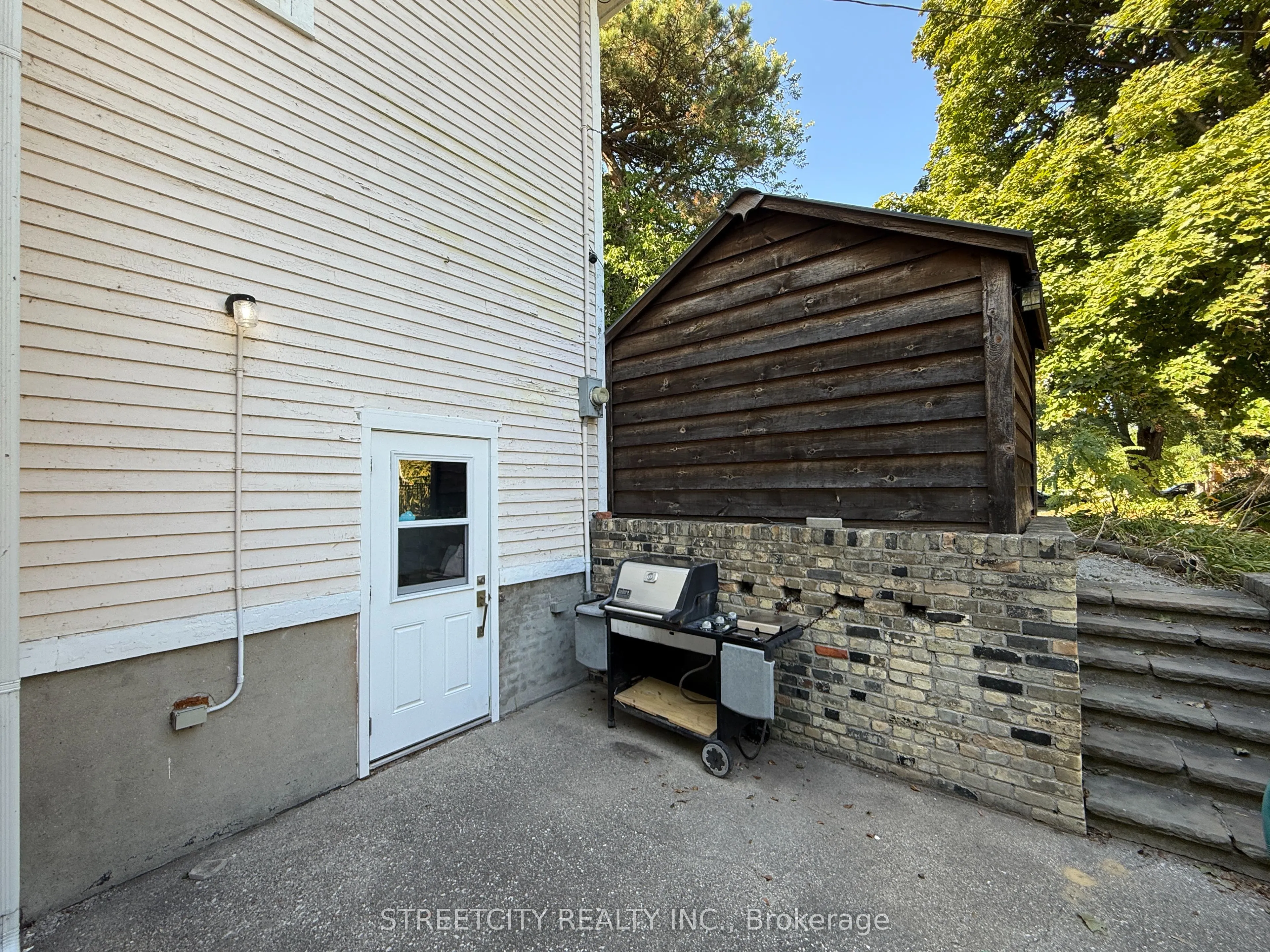 204 London Road