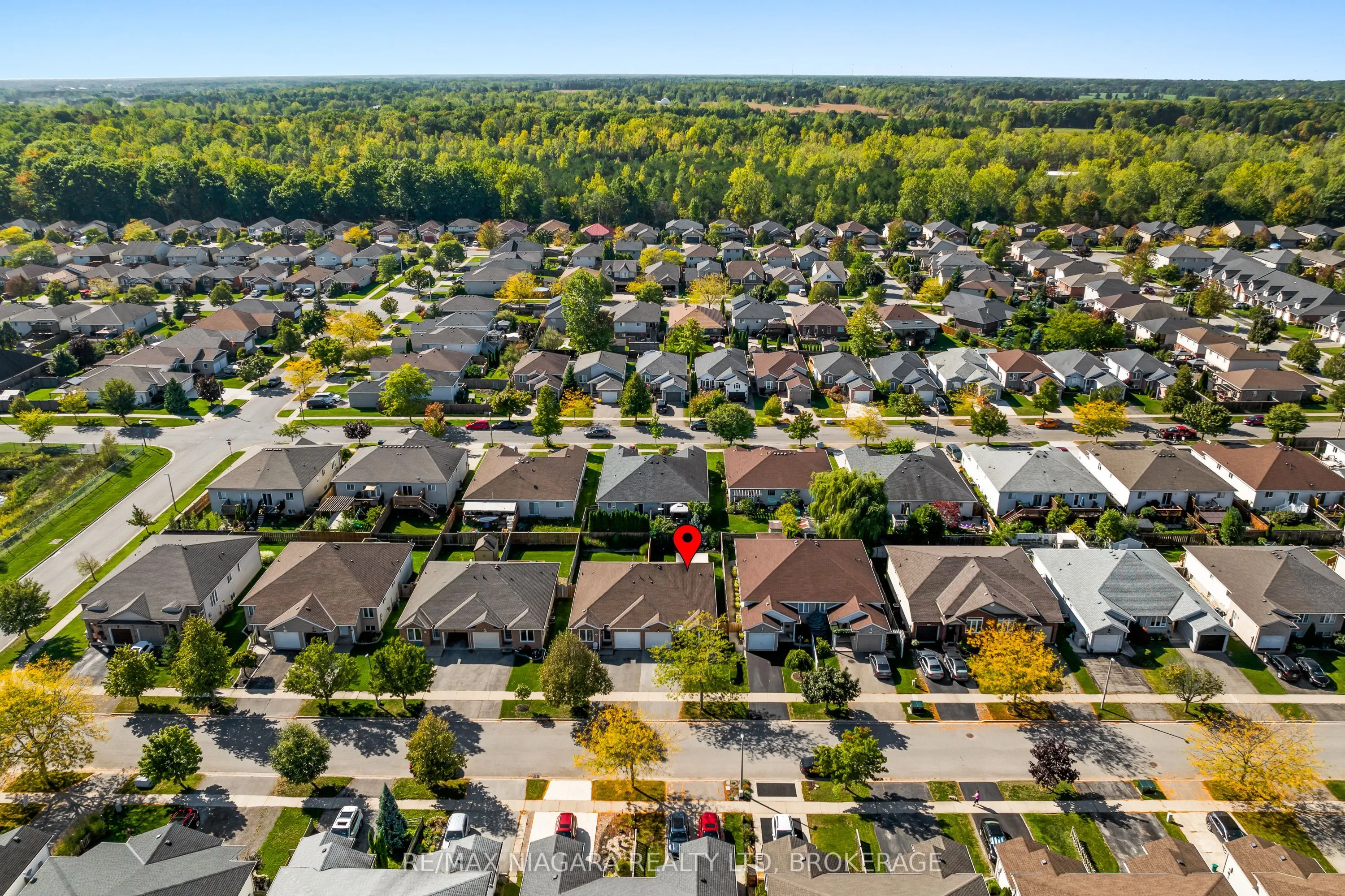 208 Autumn Crescent