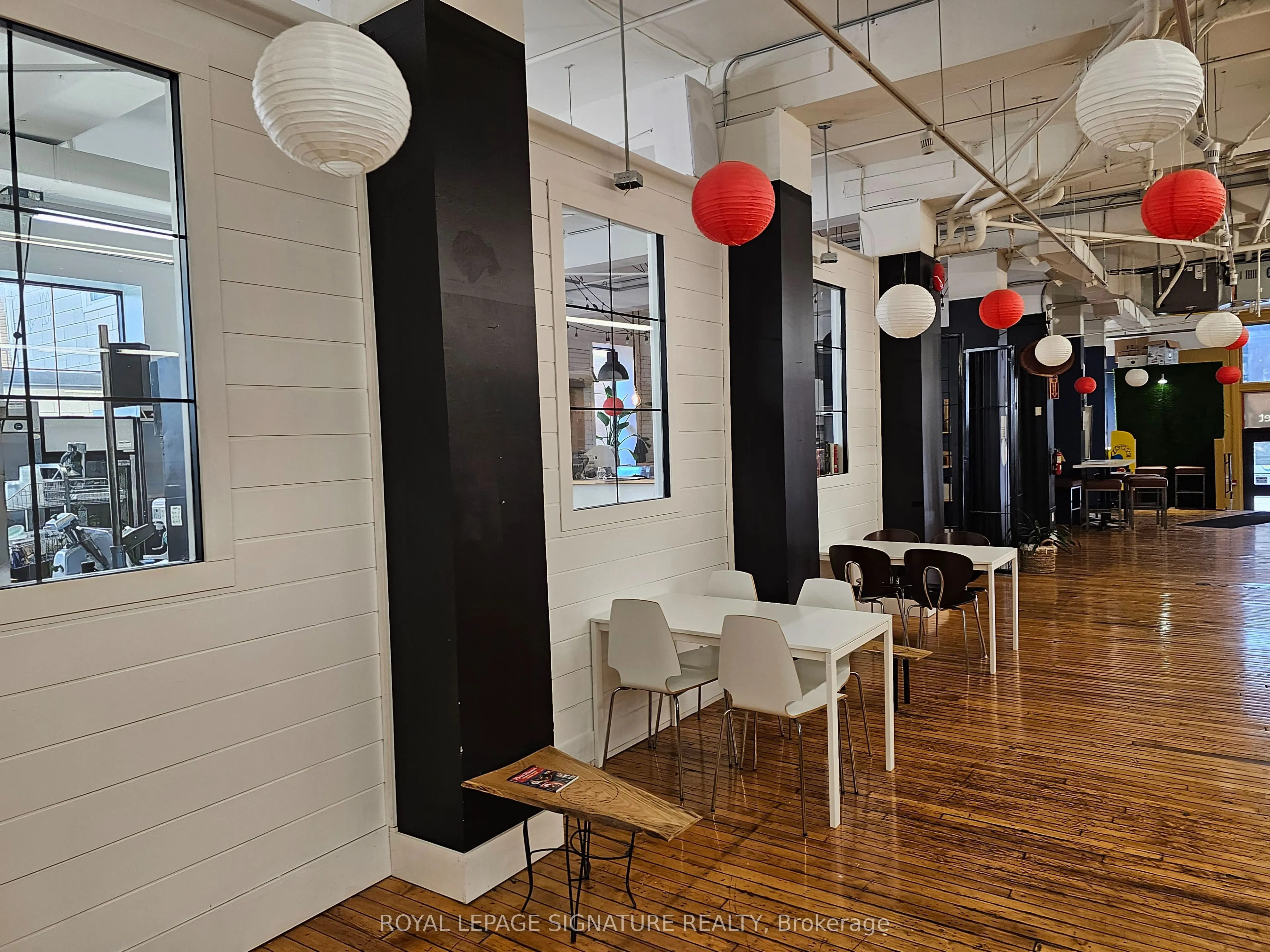630 Dundas Street