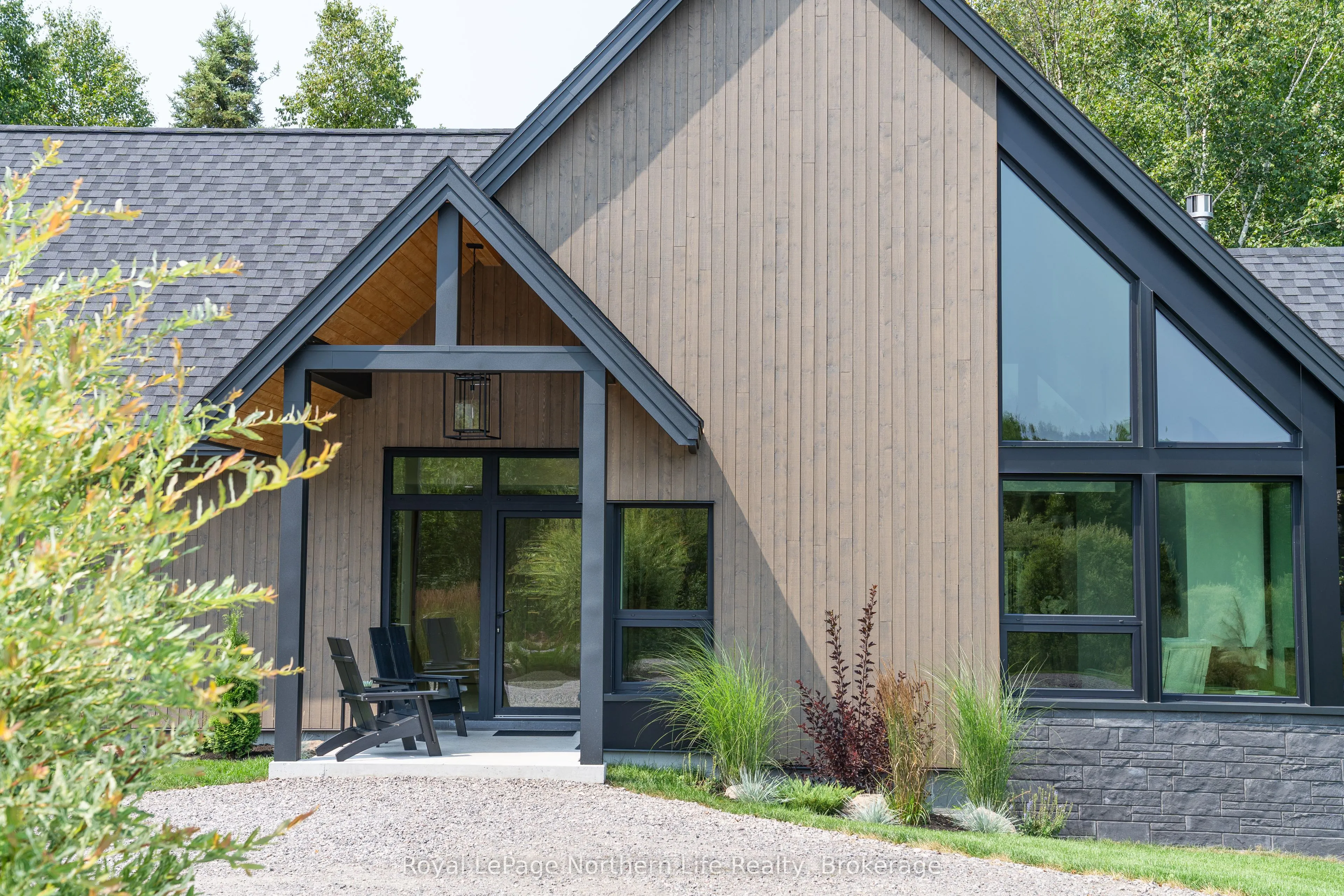 466 Ouellette Road