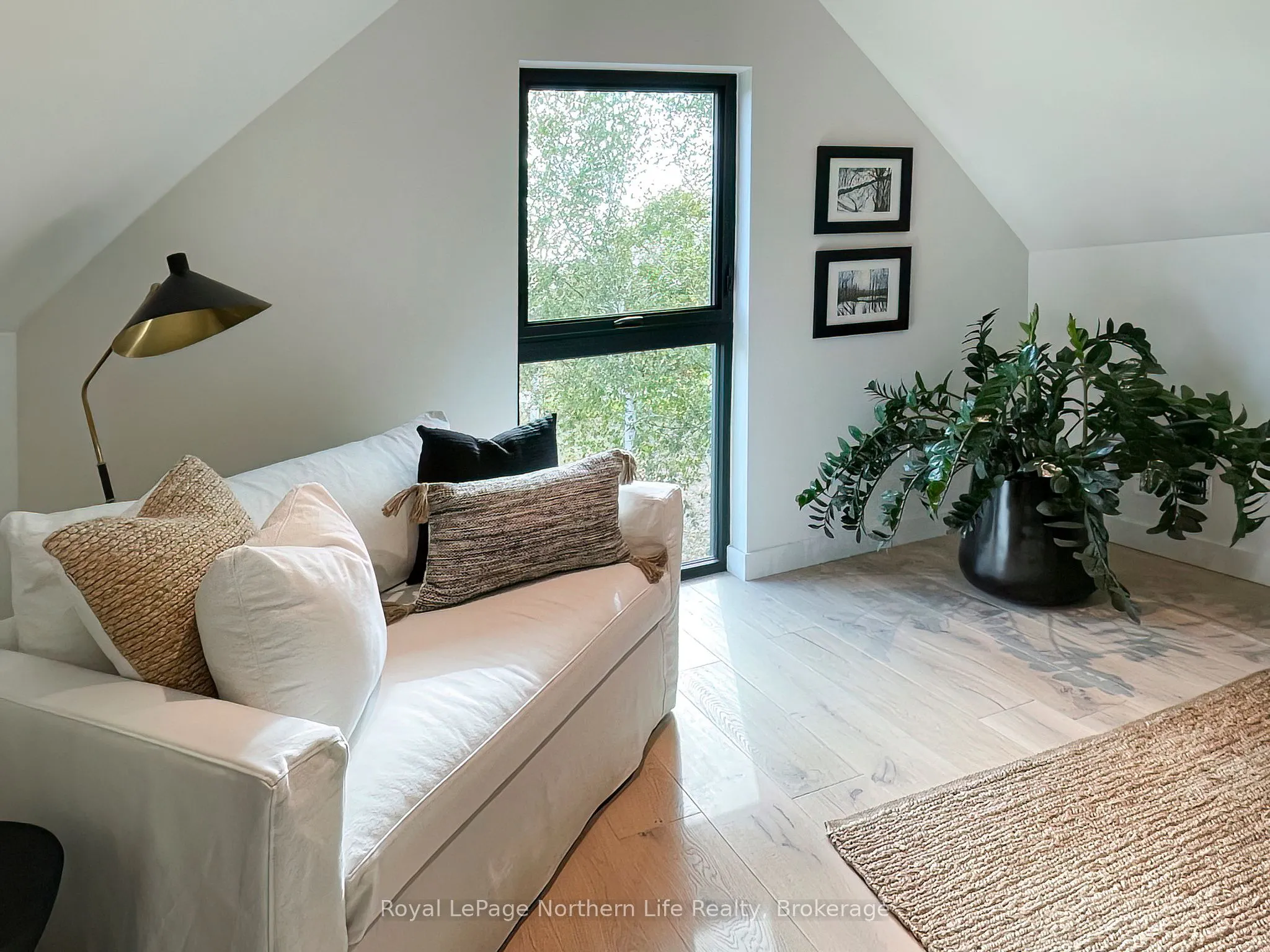 466 Ouellette Road