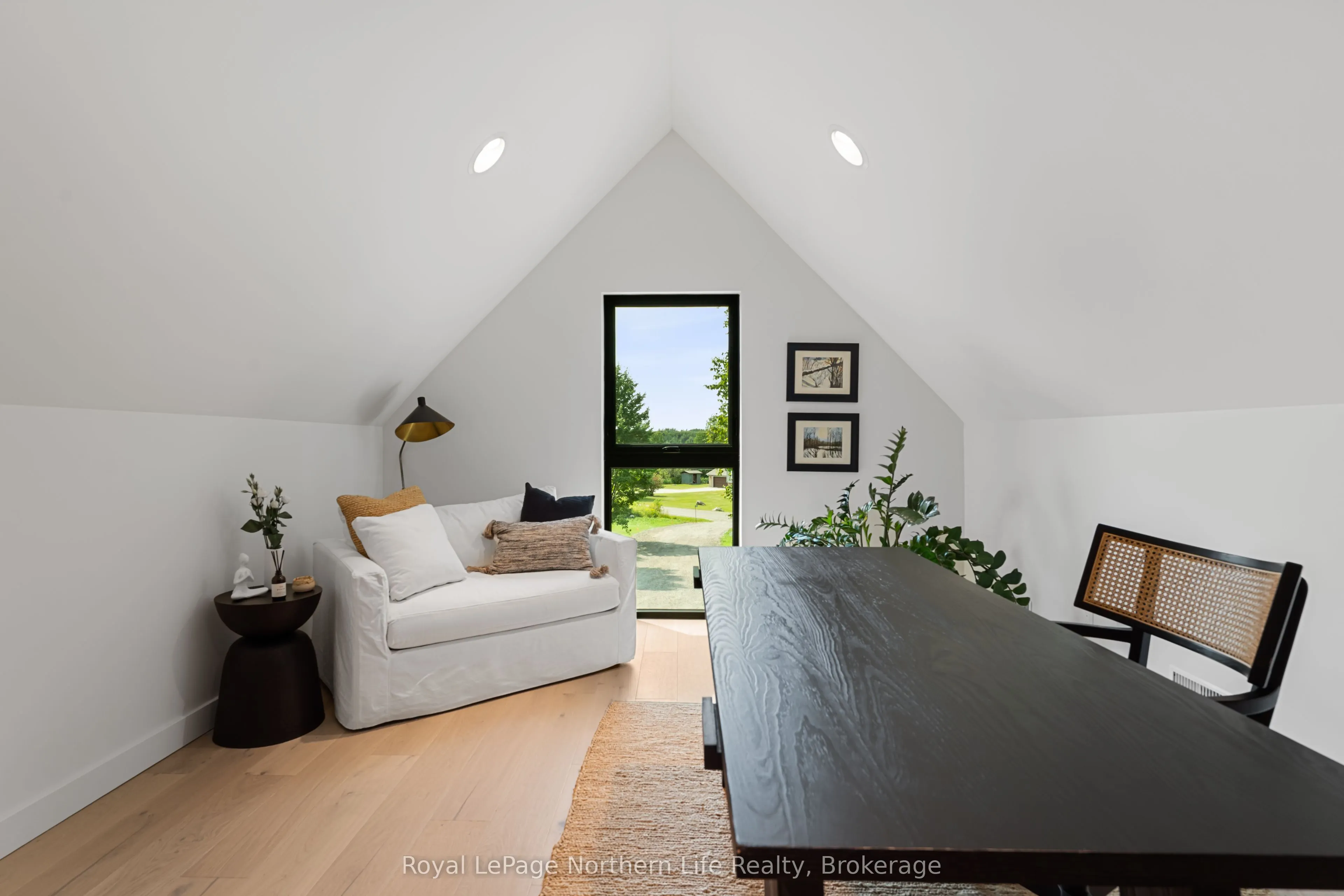 466 Ouellette Road