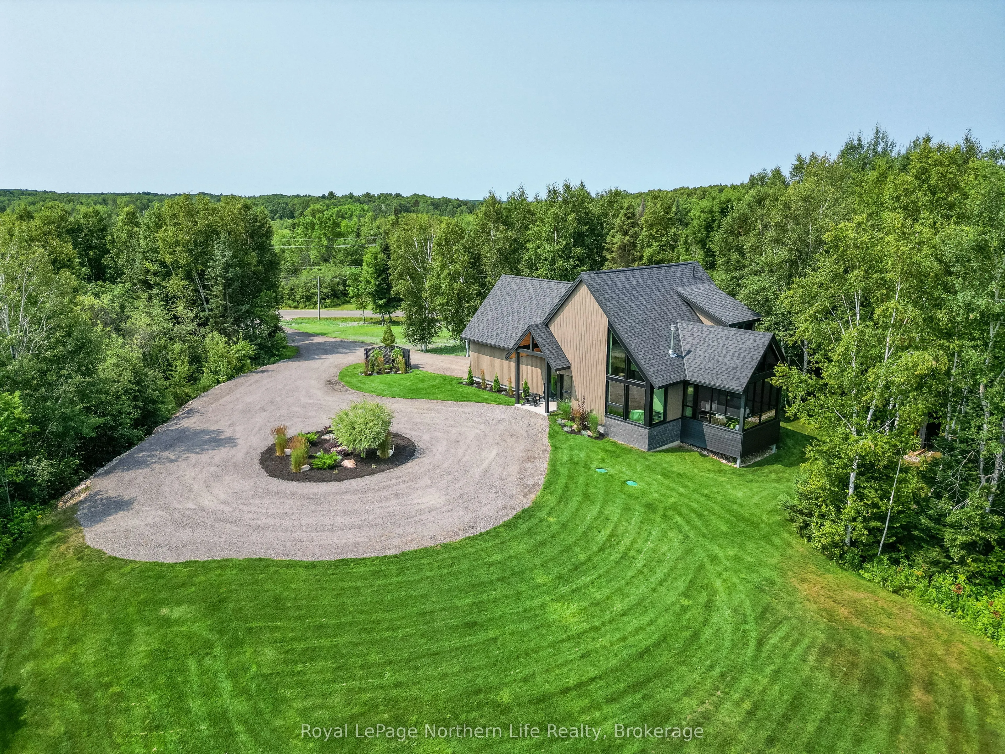 466 Ouellette Road
