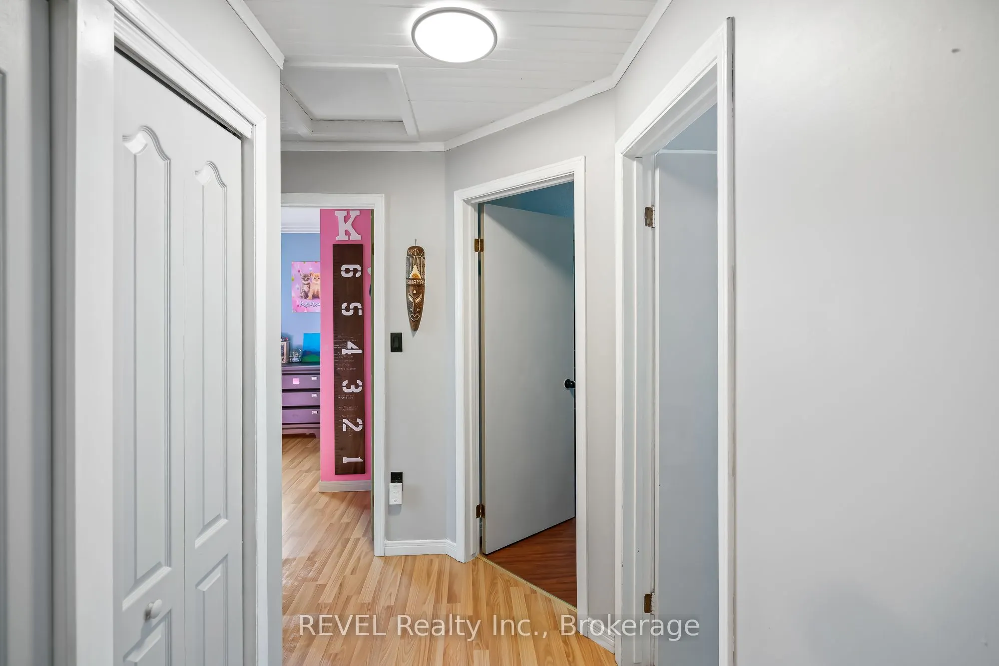 12 Silverdale Drive