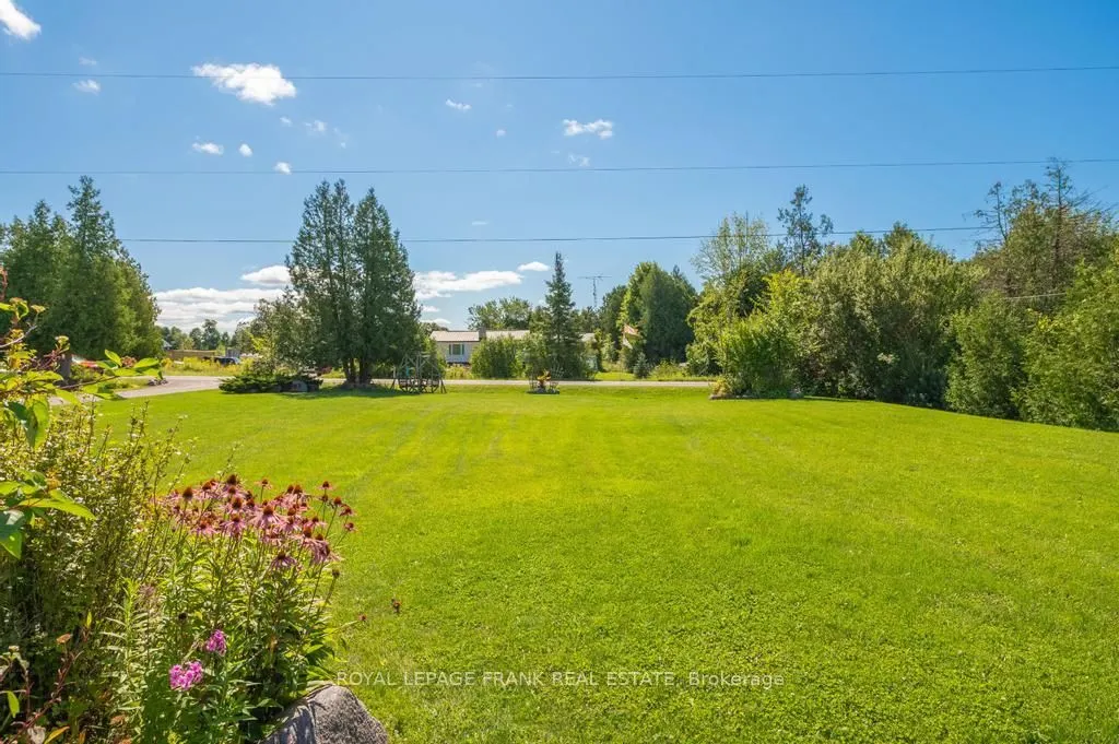 406 Lakehurst Circle Road