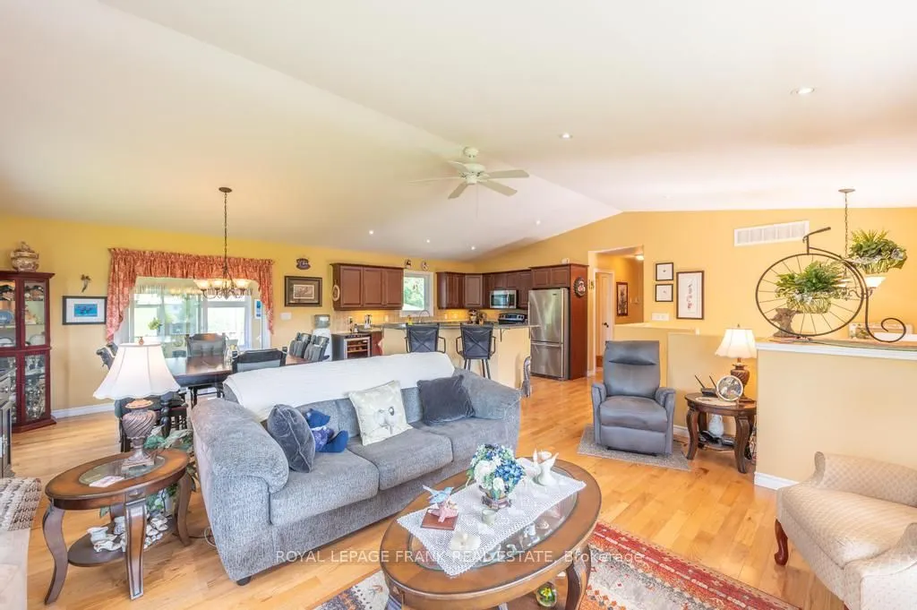 406 Lakehurst Circle Road