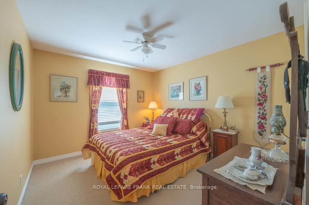 406 Lakehurst Circle Road