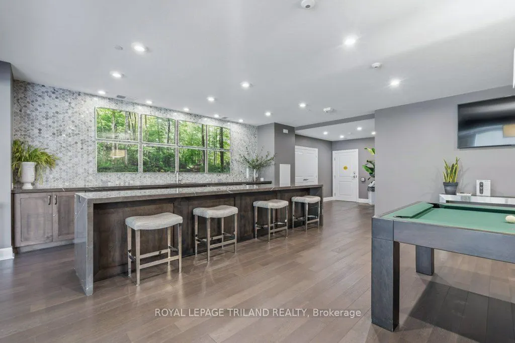 1200 Commissioners Road W, #504