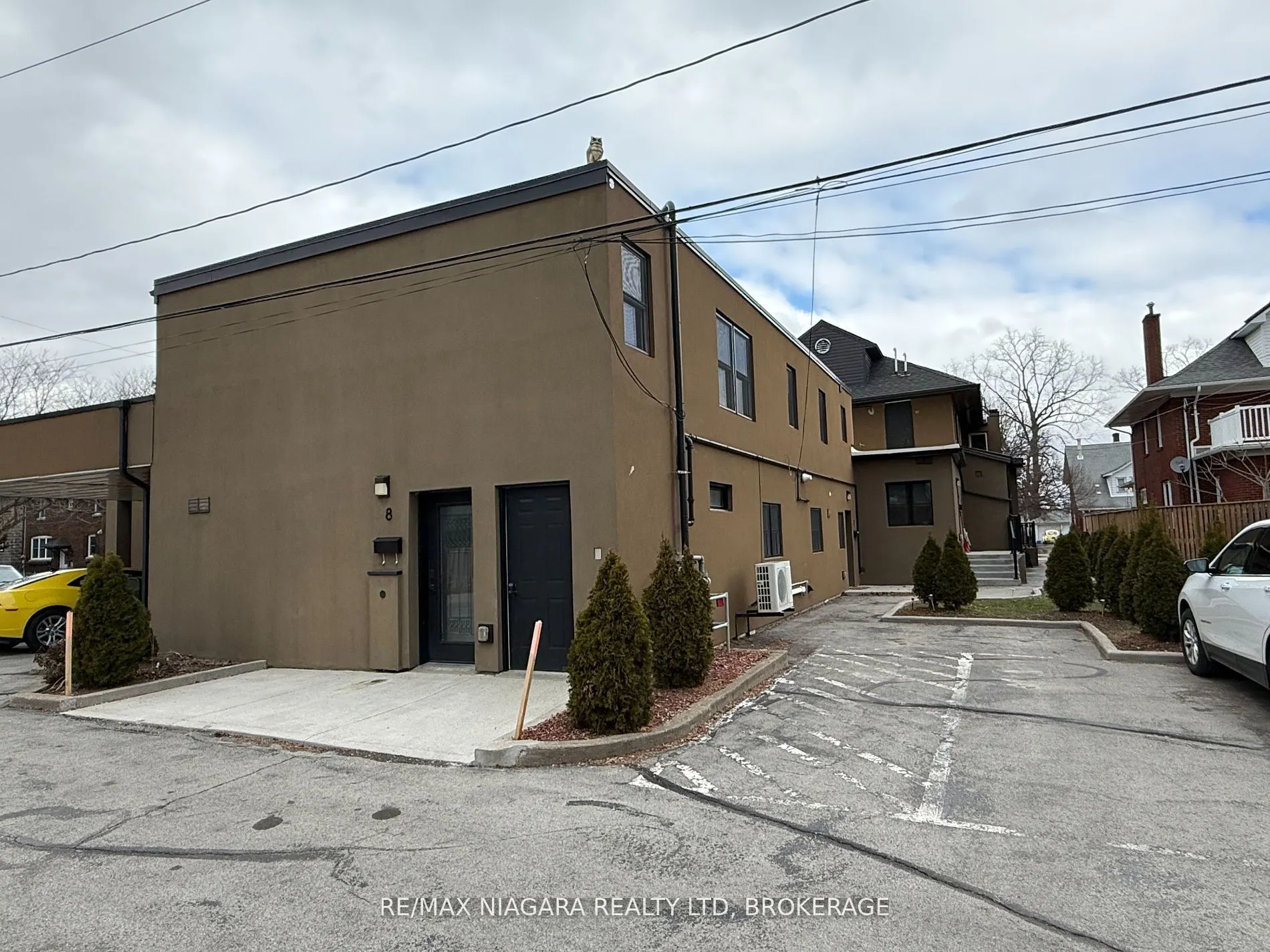 21 Wintemute Street