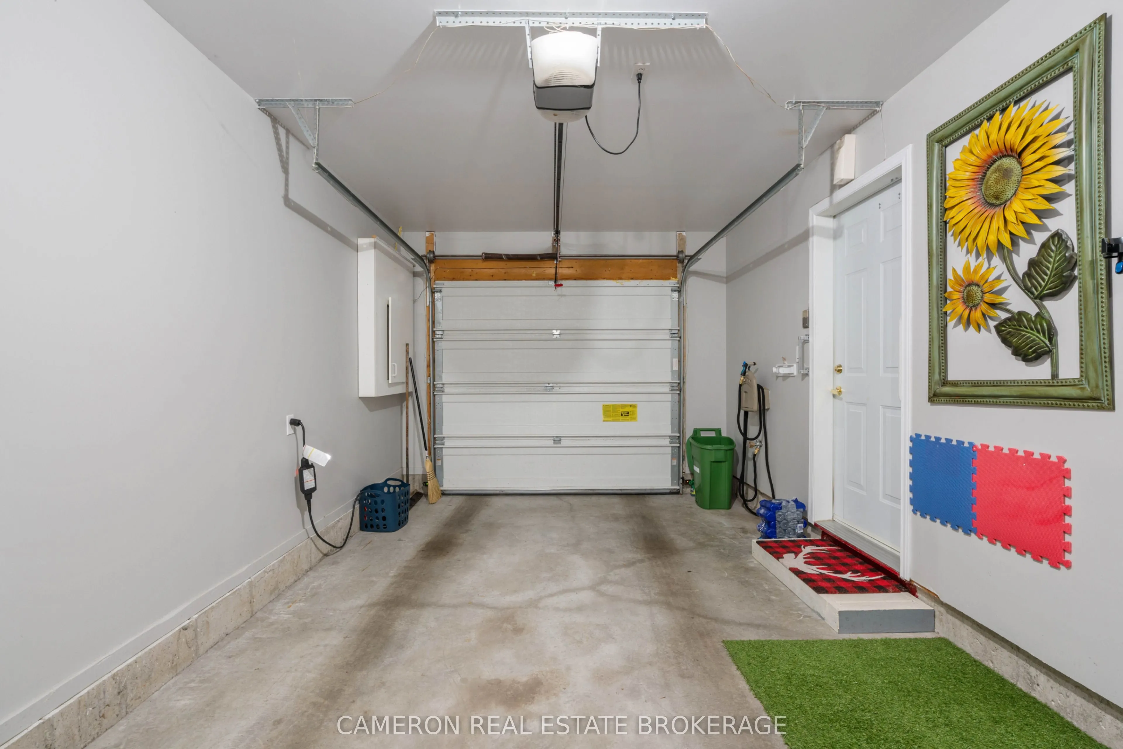 125 Dunbar Avenue