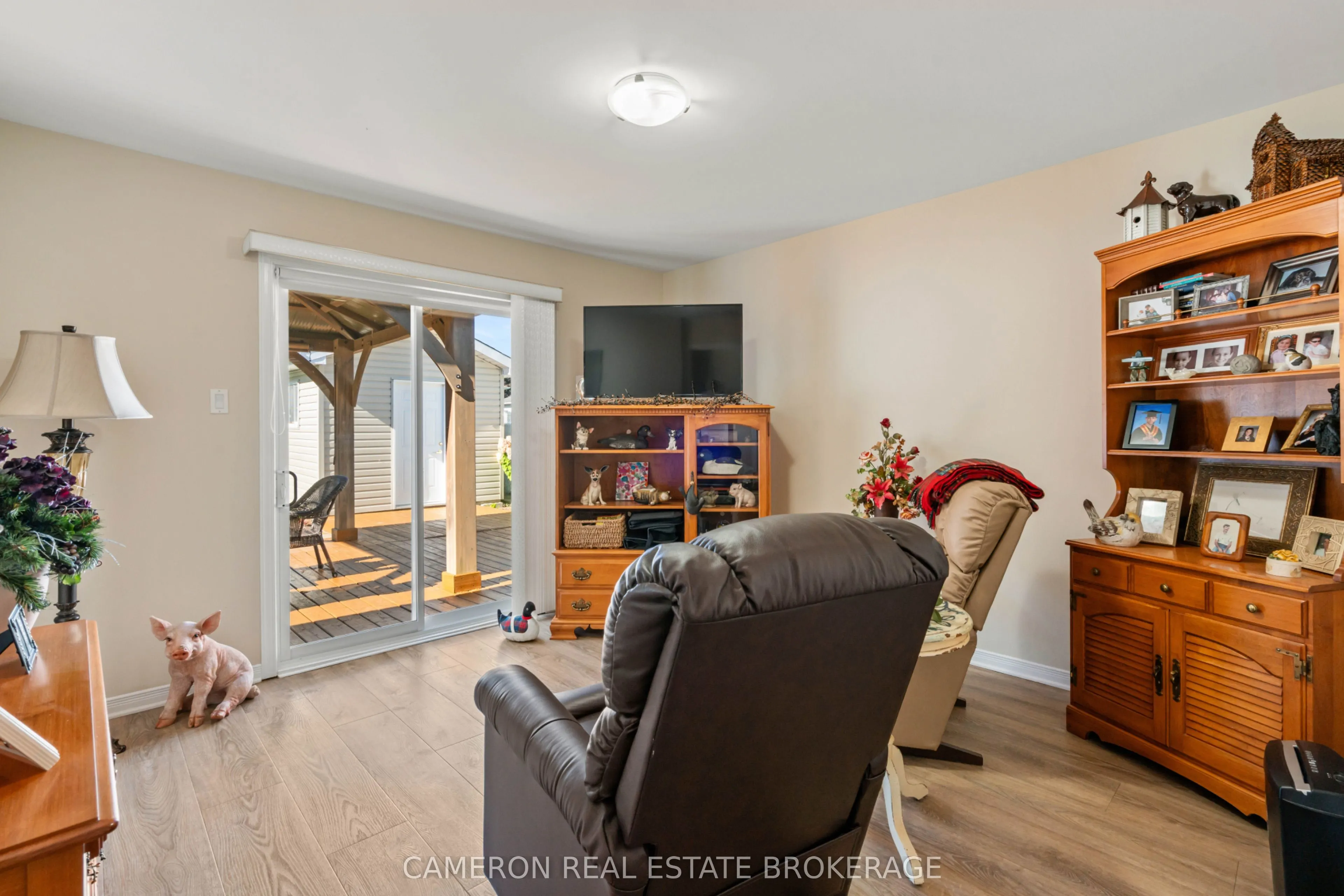 125 Dunbar Avenue
