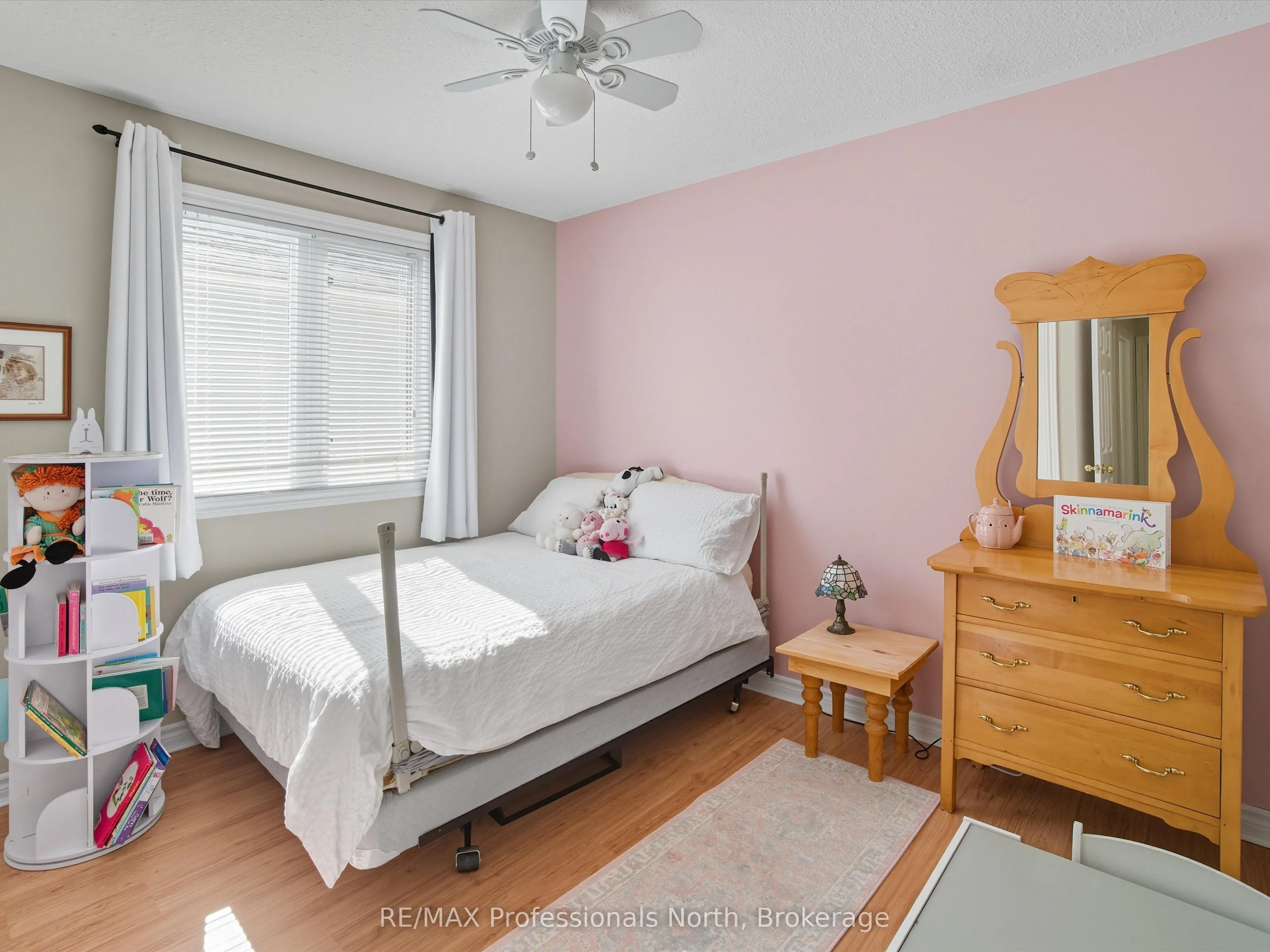 17 KEALL Crescent