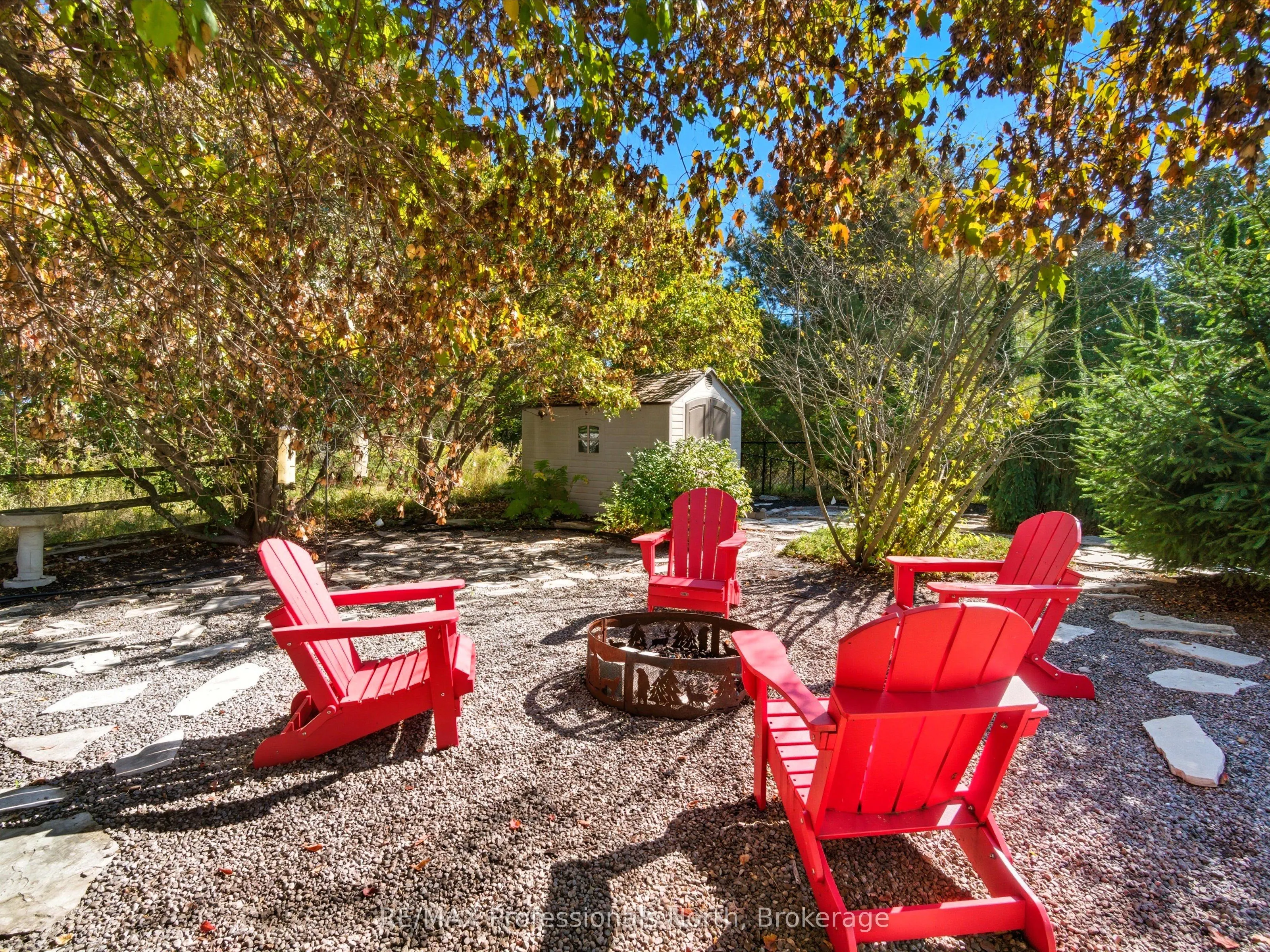 17 KEALL Crescent