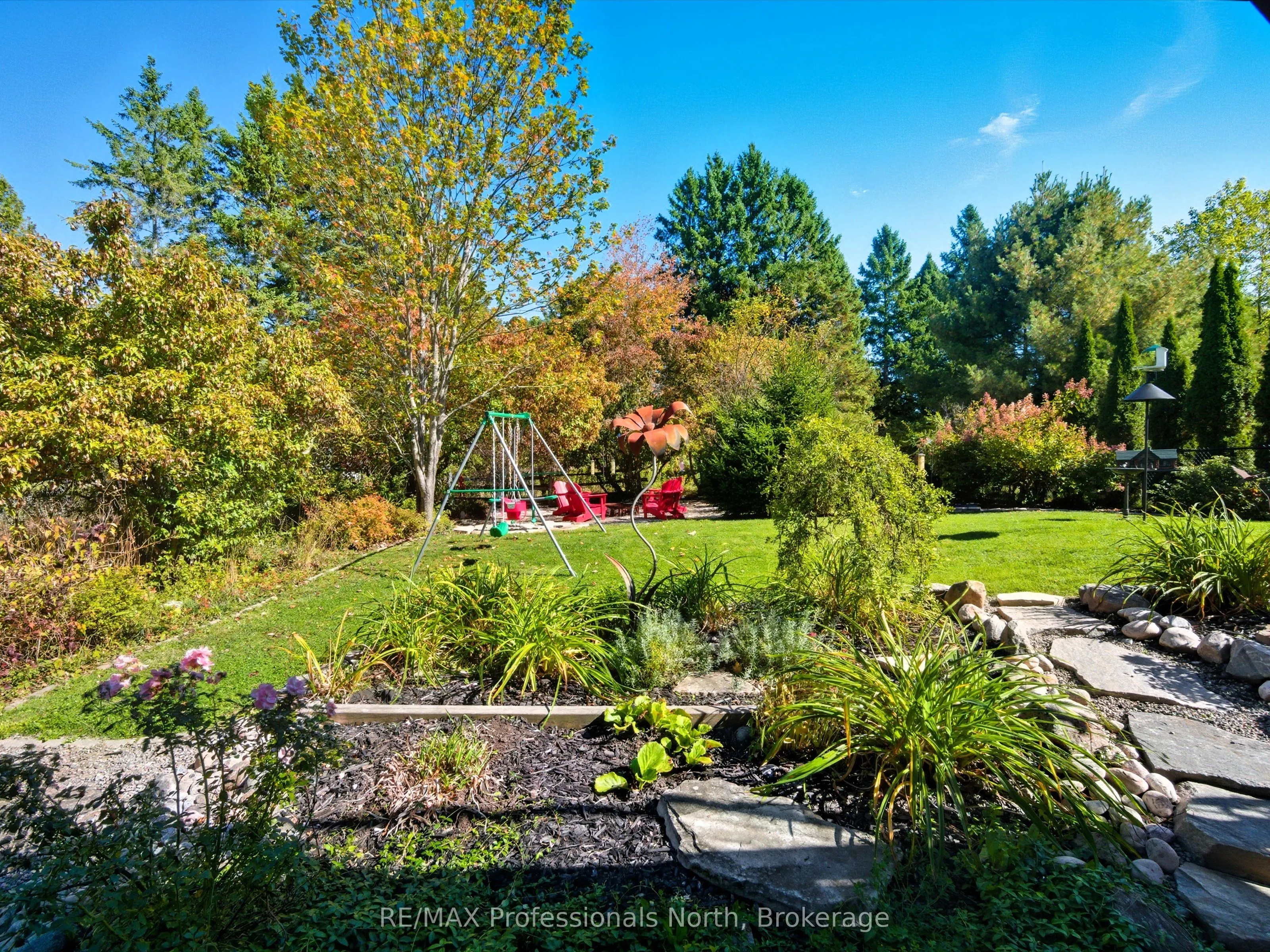 17 KEALL Crescent