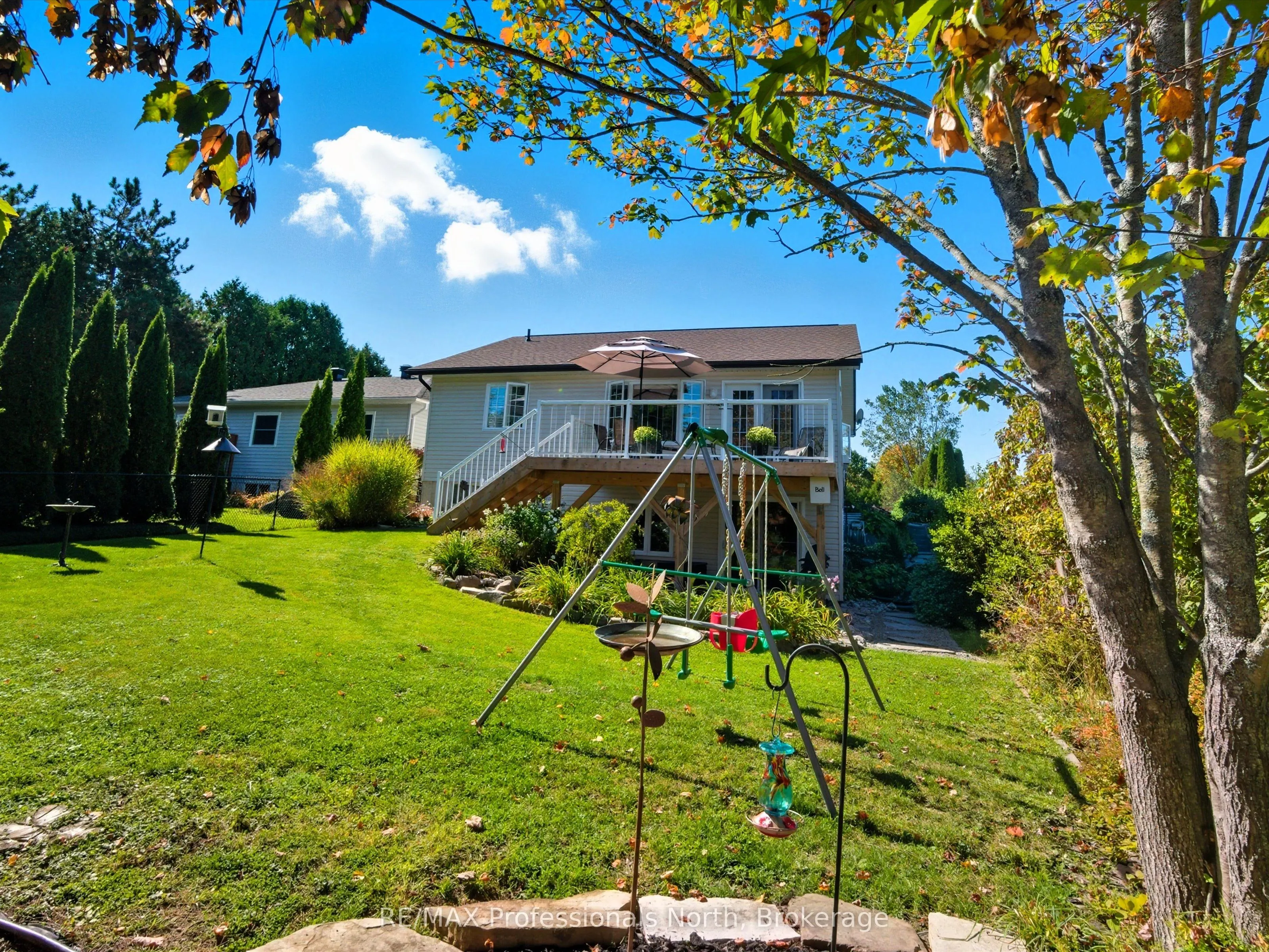 17 KEALL Crescent
