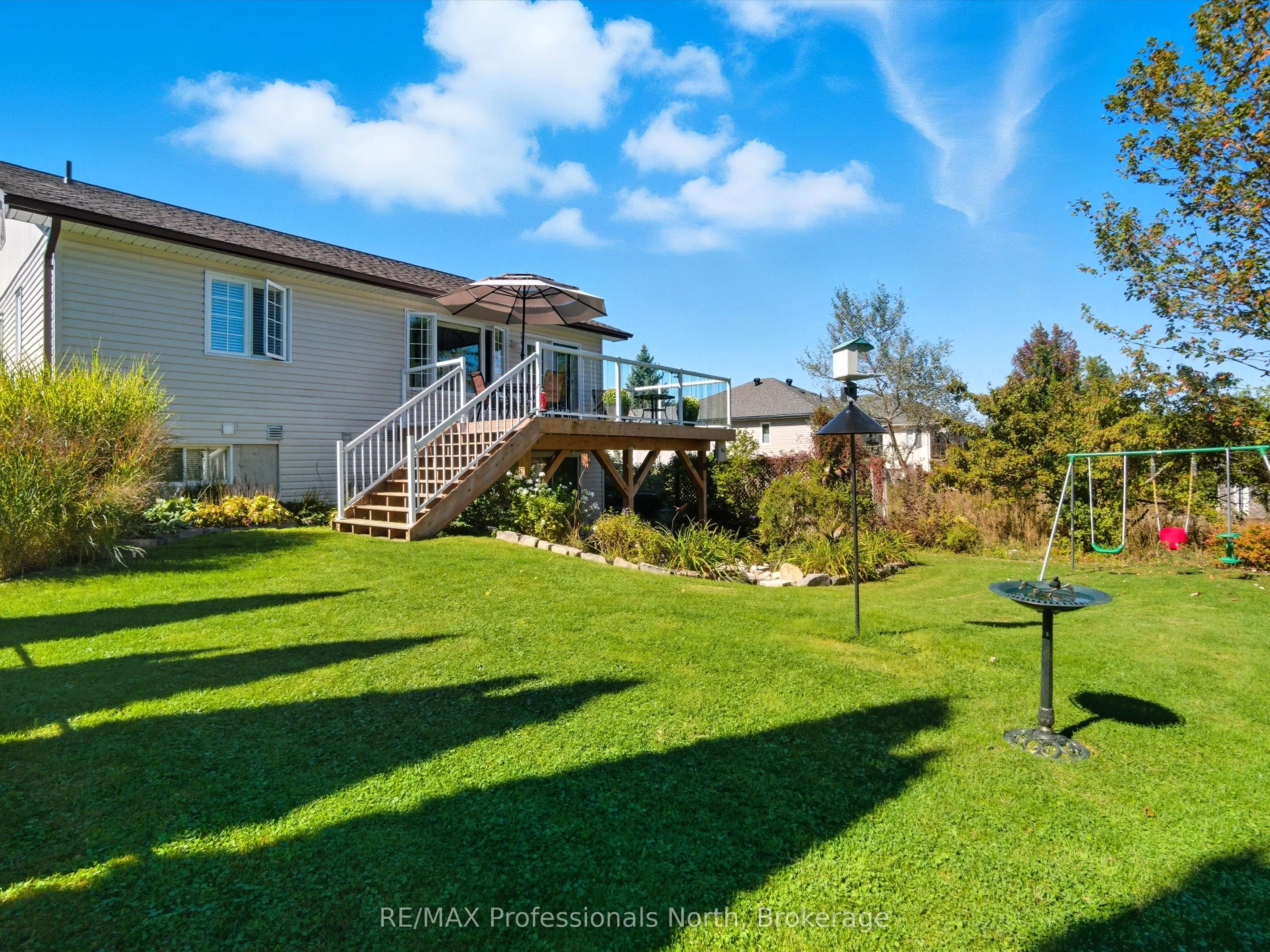 17 KEALL Crescent