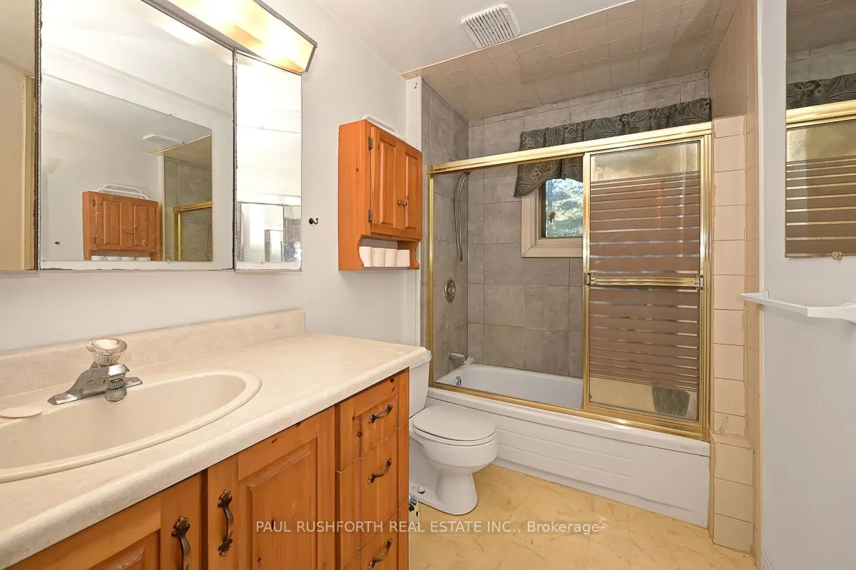 1283 Bayview Drive