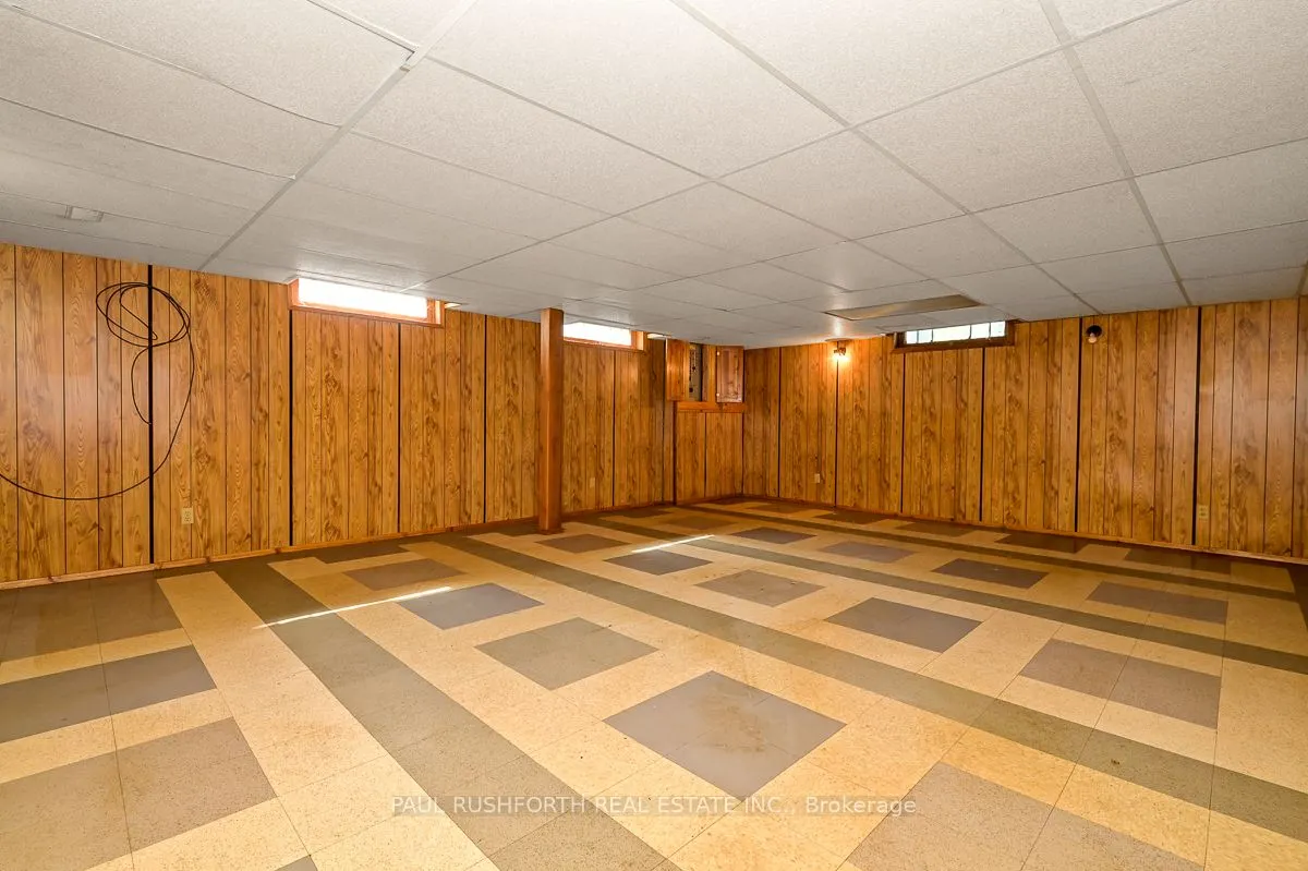 1283 Bayview Drive