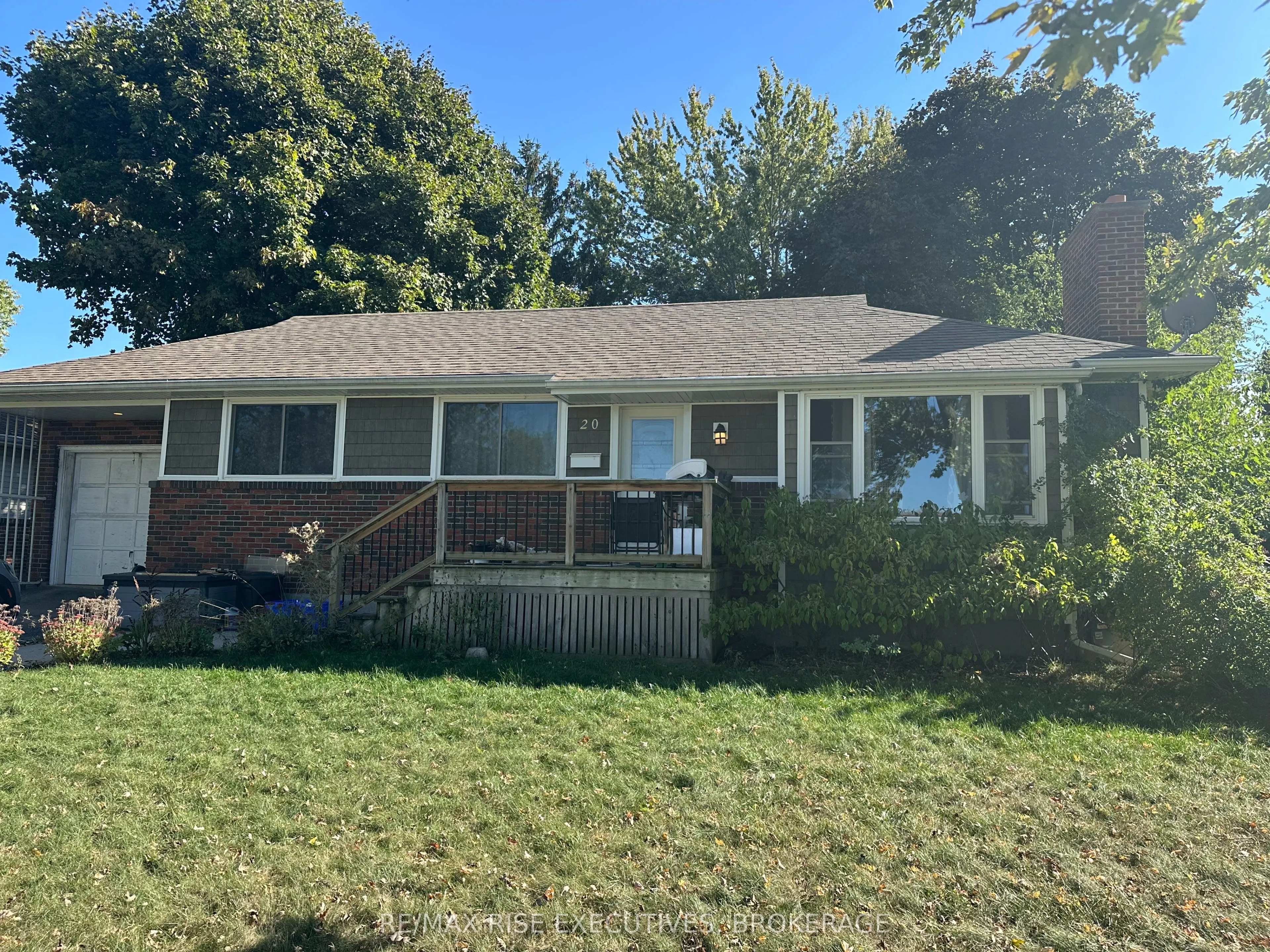 20 Elizabeth Avenue