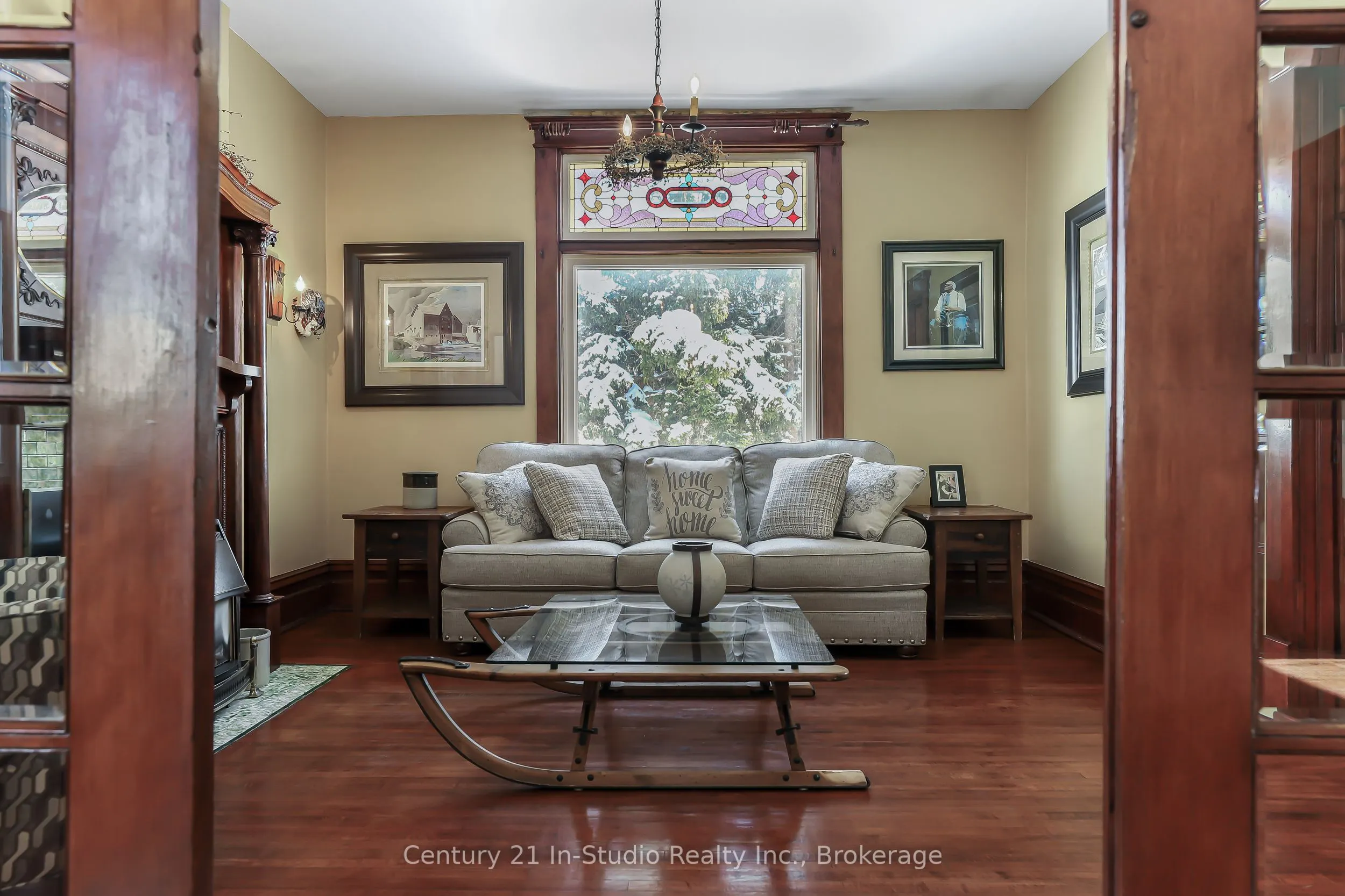 296 Garafraxa St Street