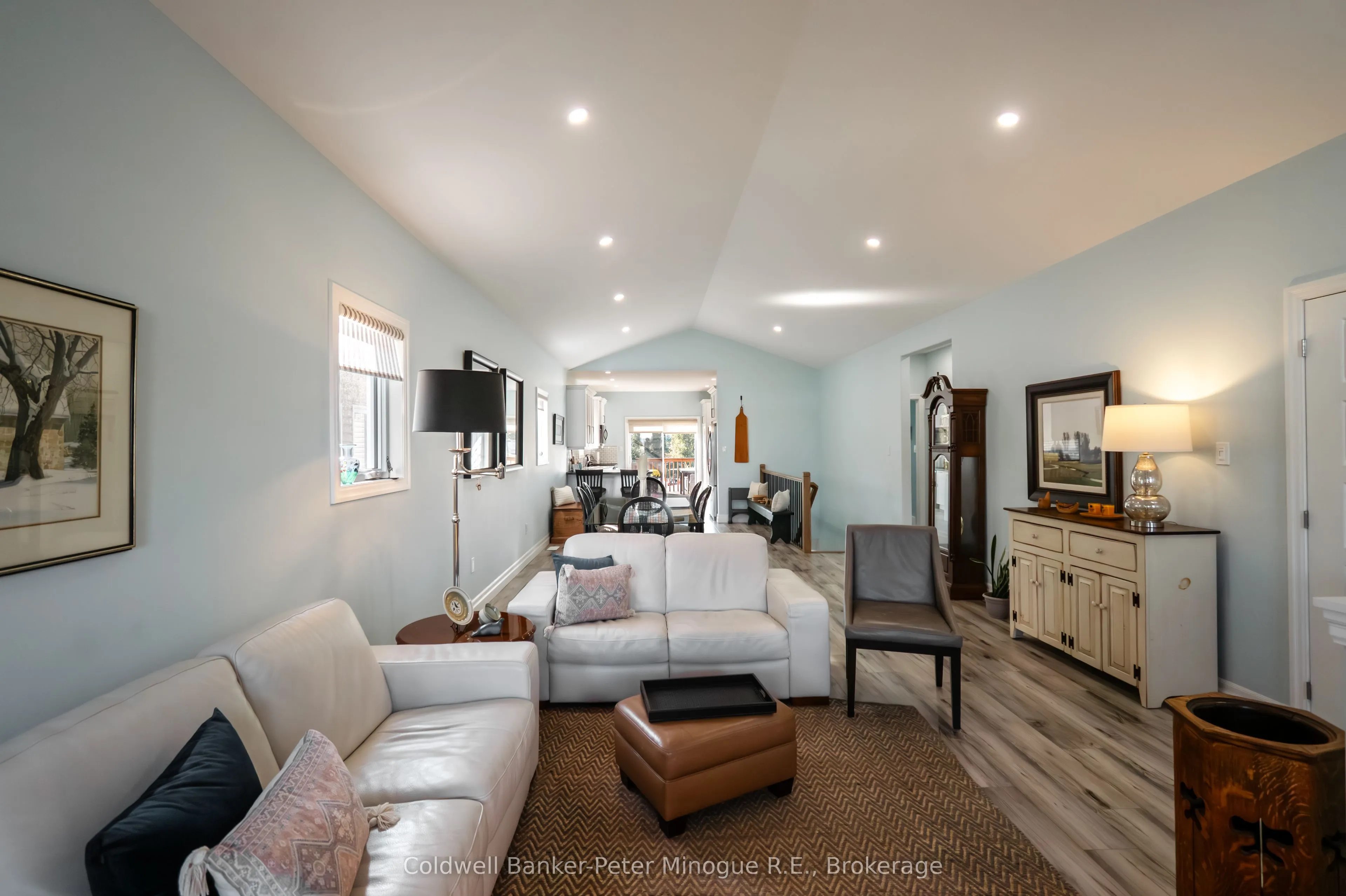 15 Frank Court