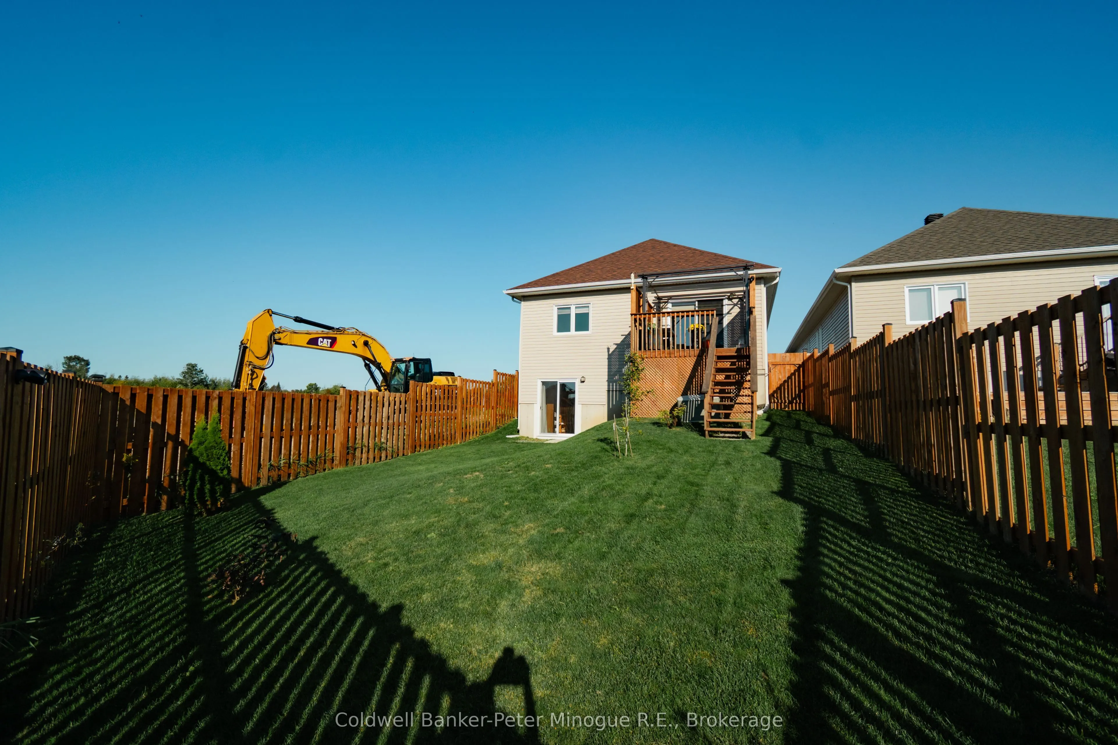 15 Frank Court