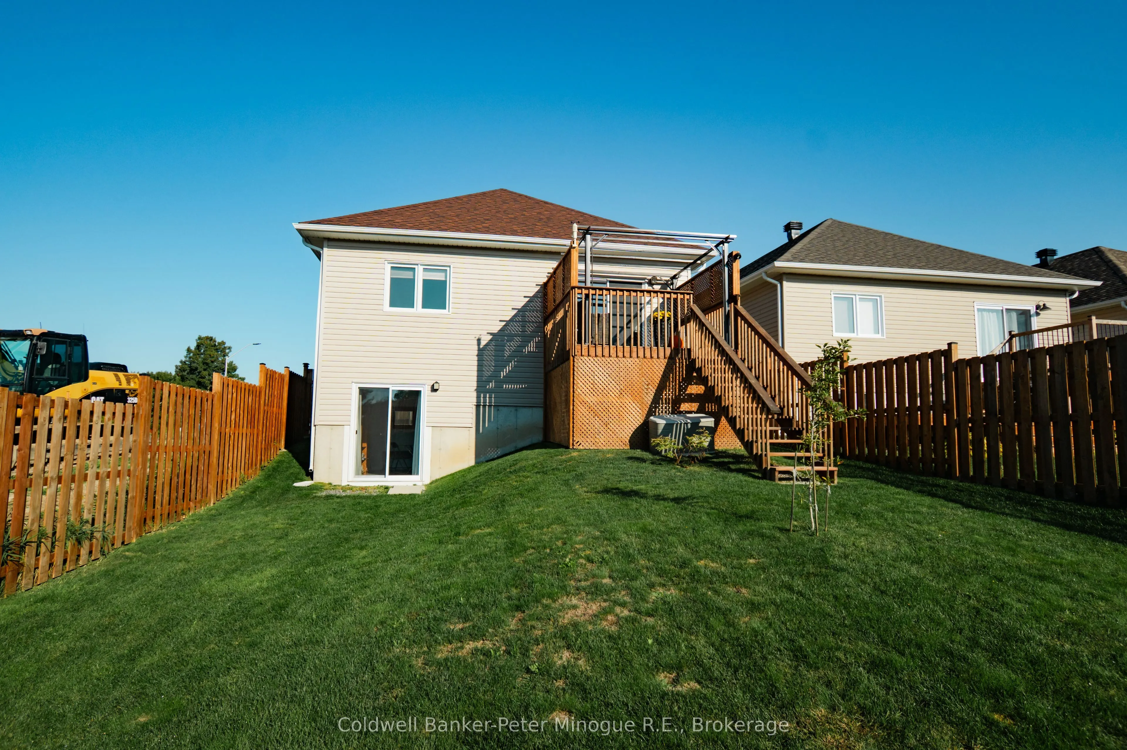 15 Frank Court