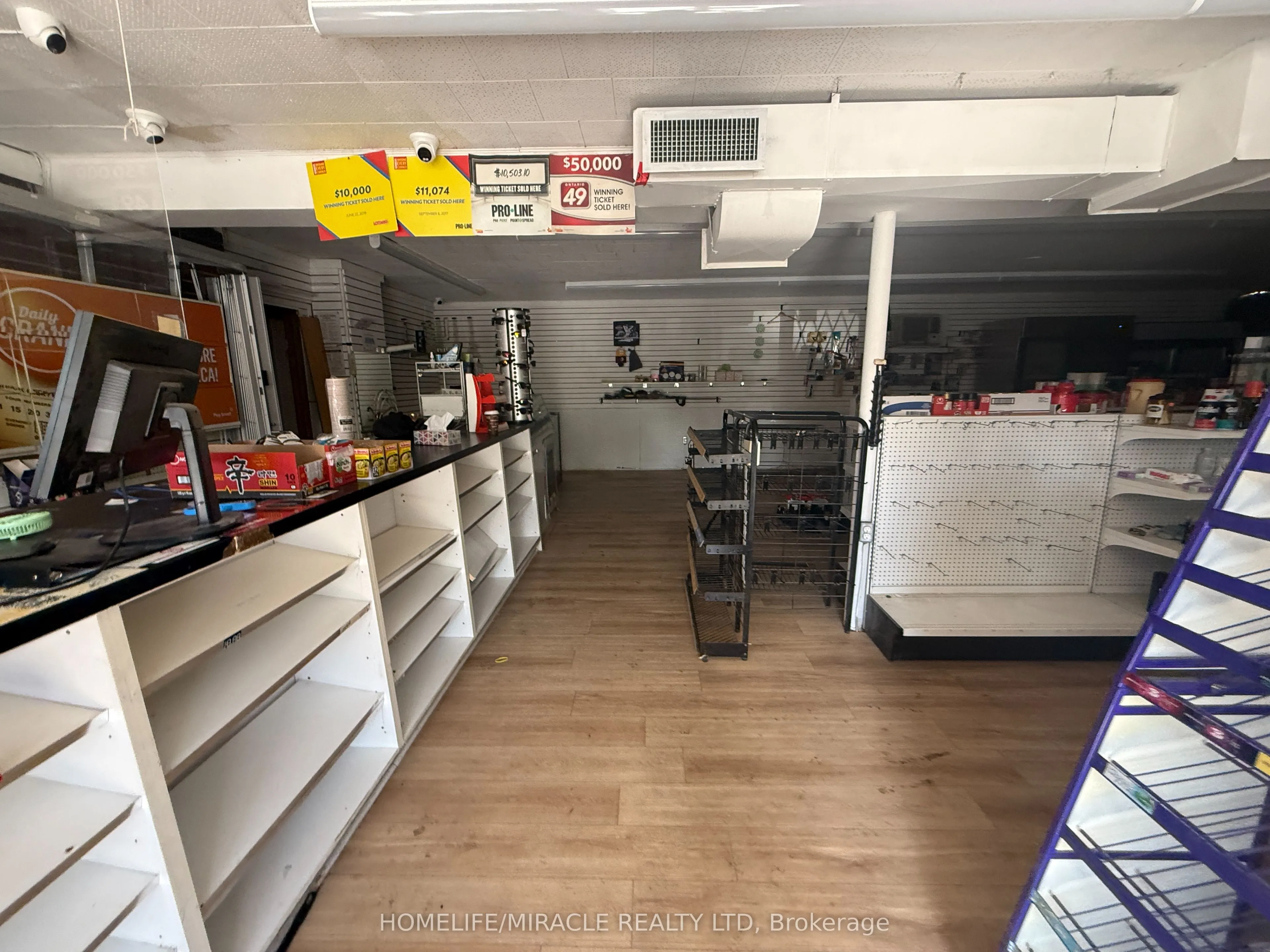 124 Hoffman Street