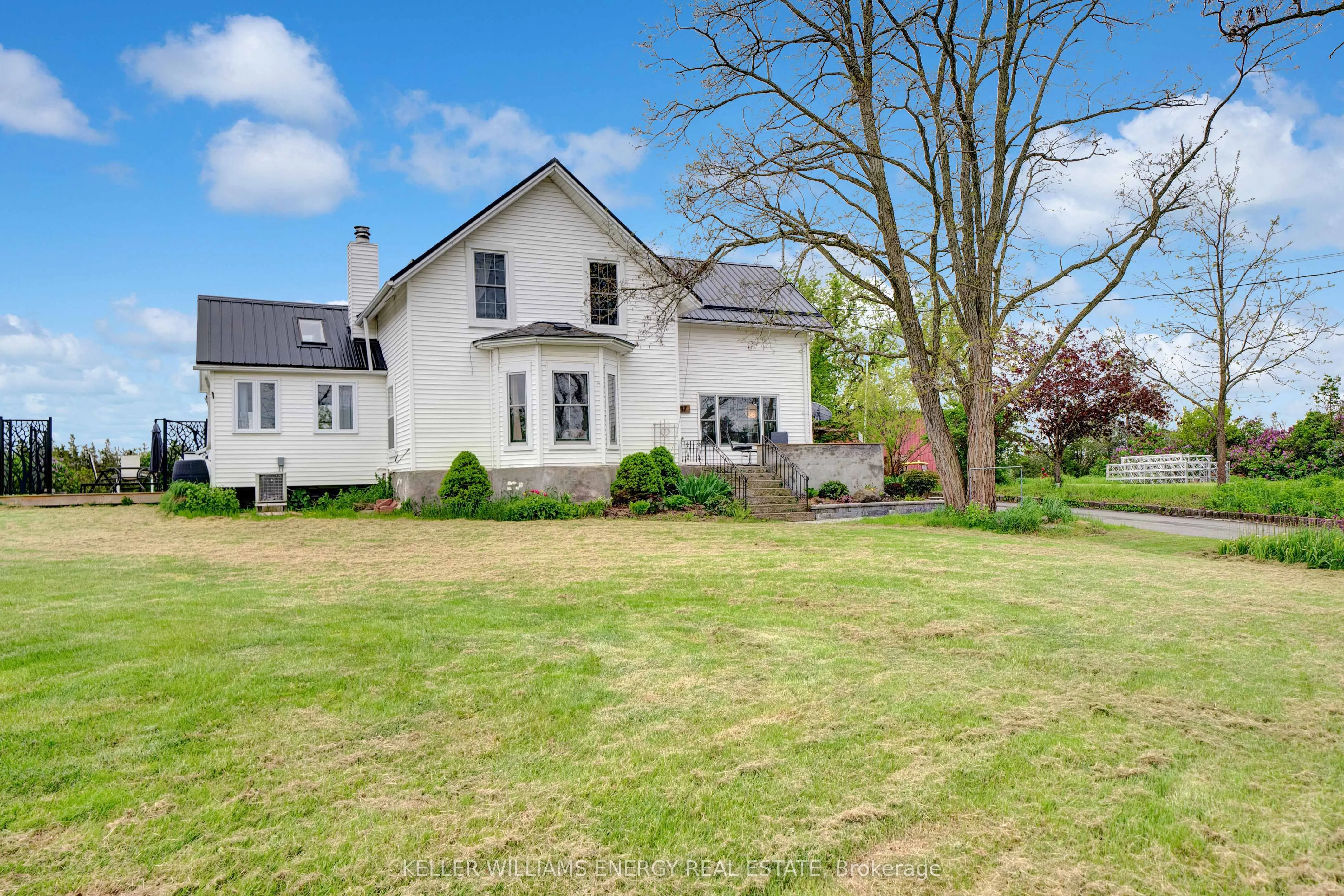 1727 County 14 Road