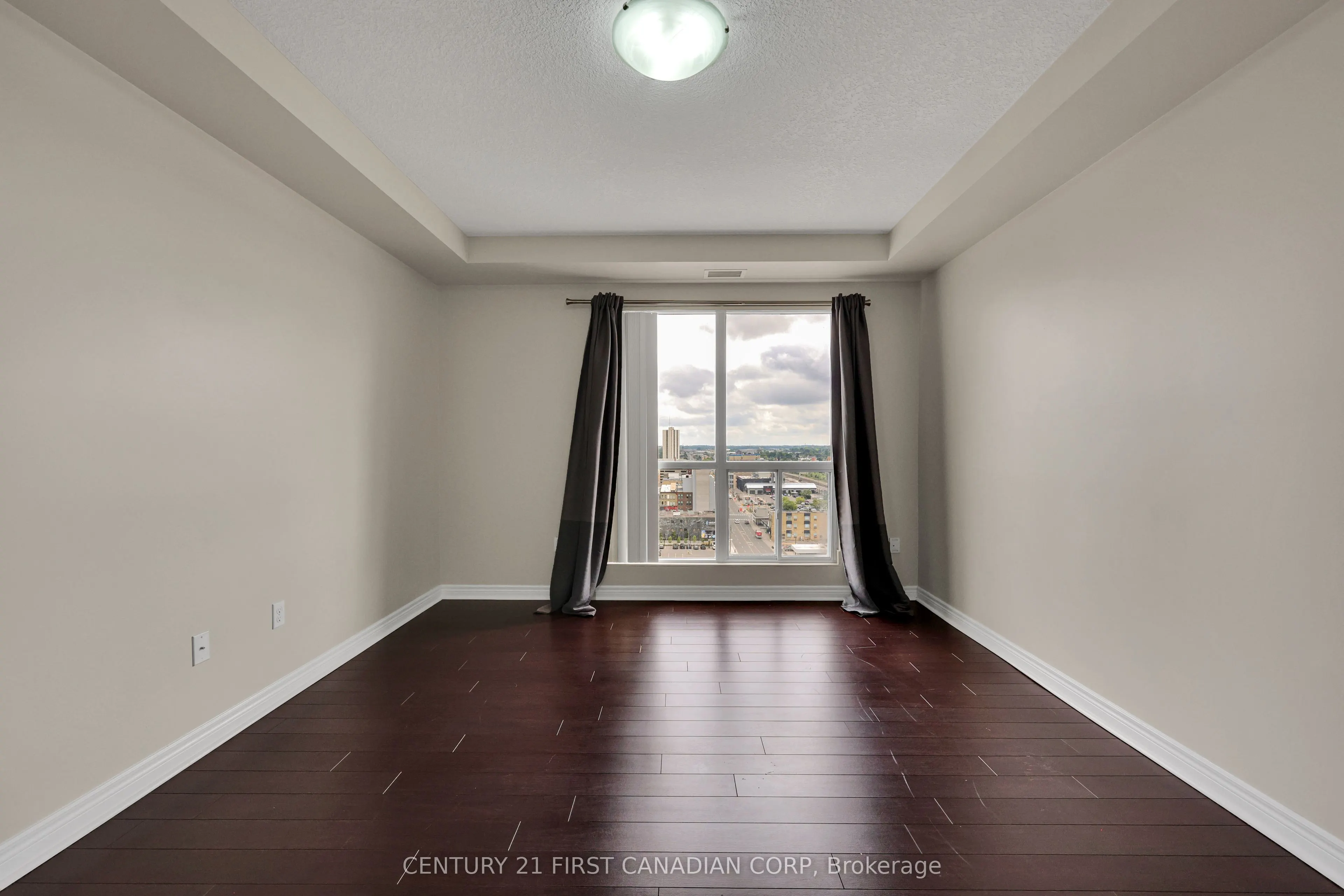 330 Ridout Street N, #1503
