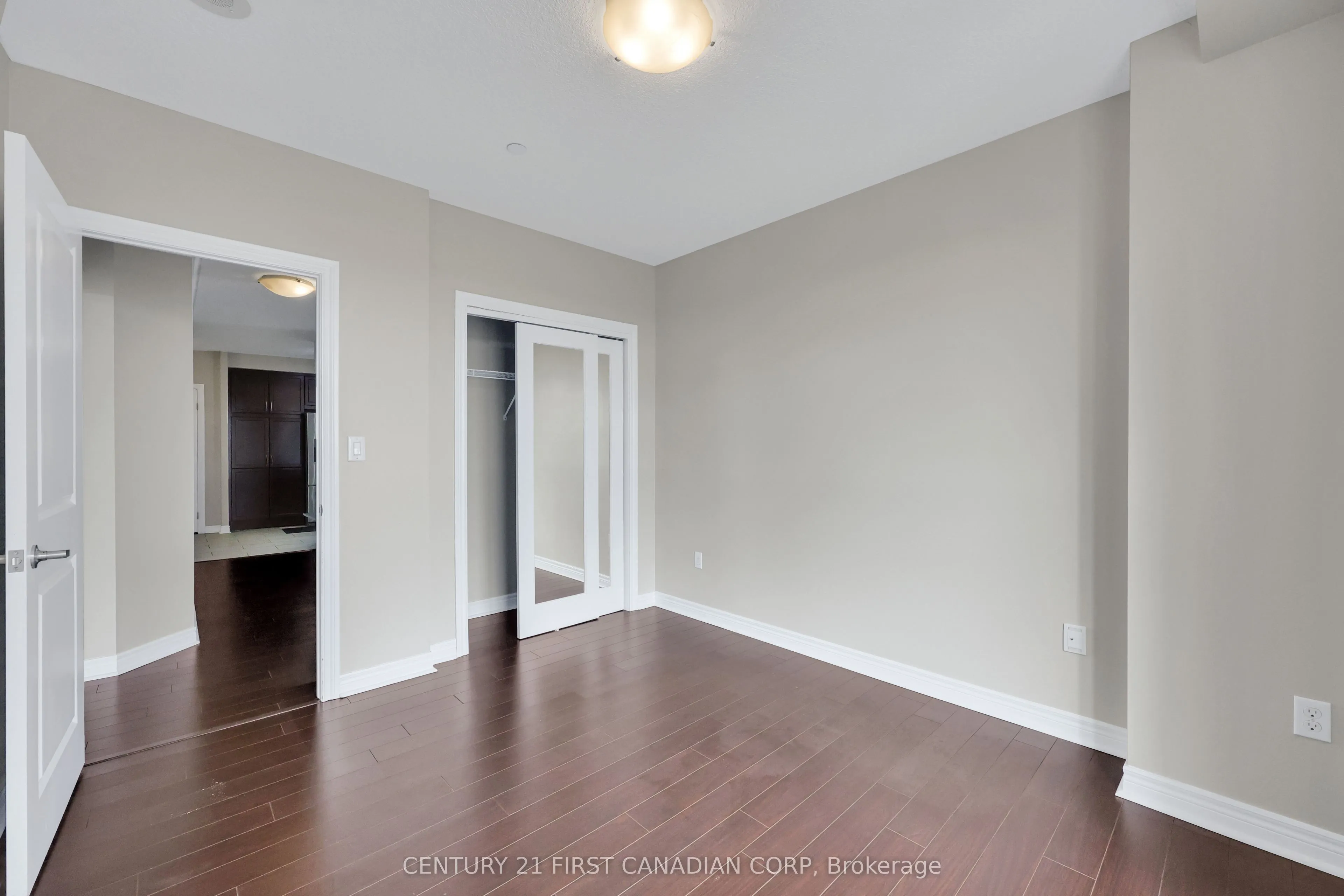 330 Ridout Street N, #1503