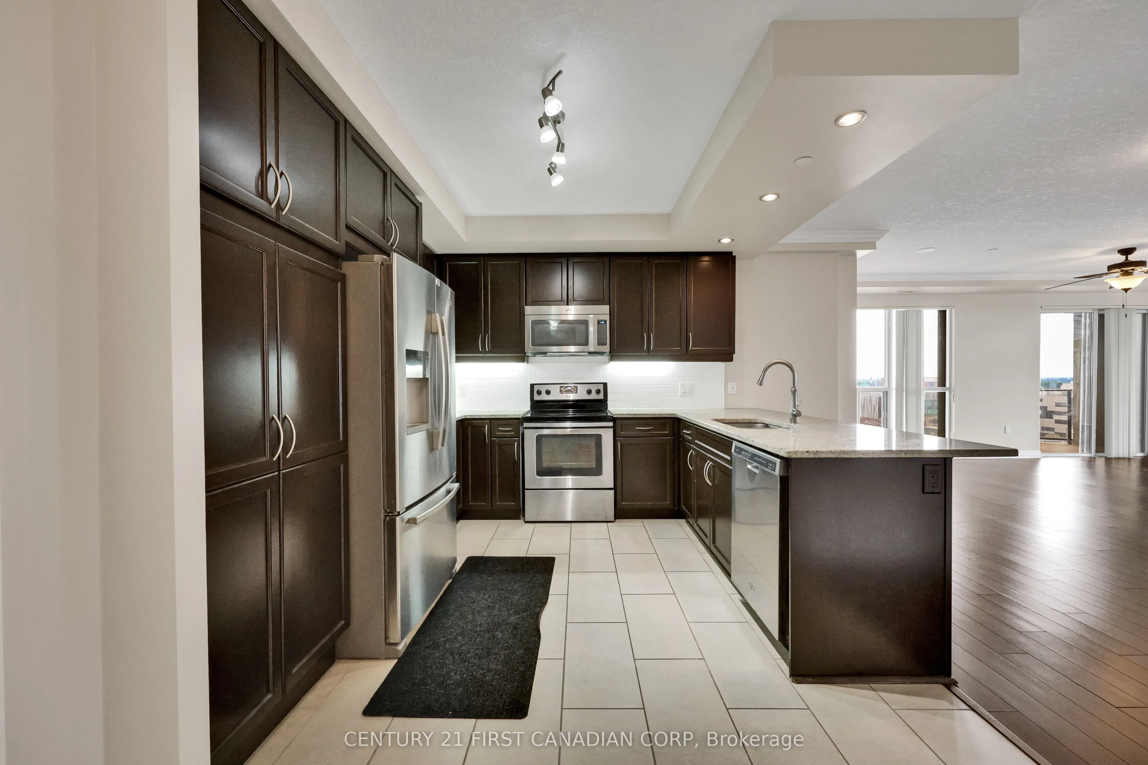 330 Ridout Street N, #1503