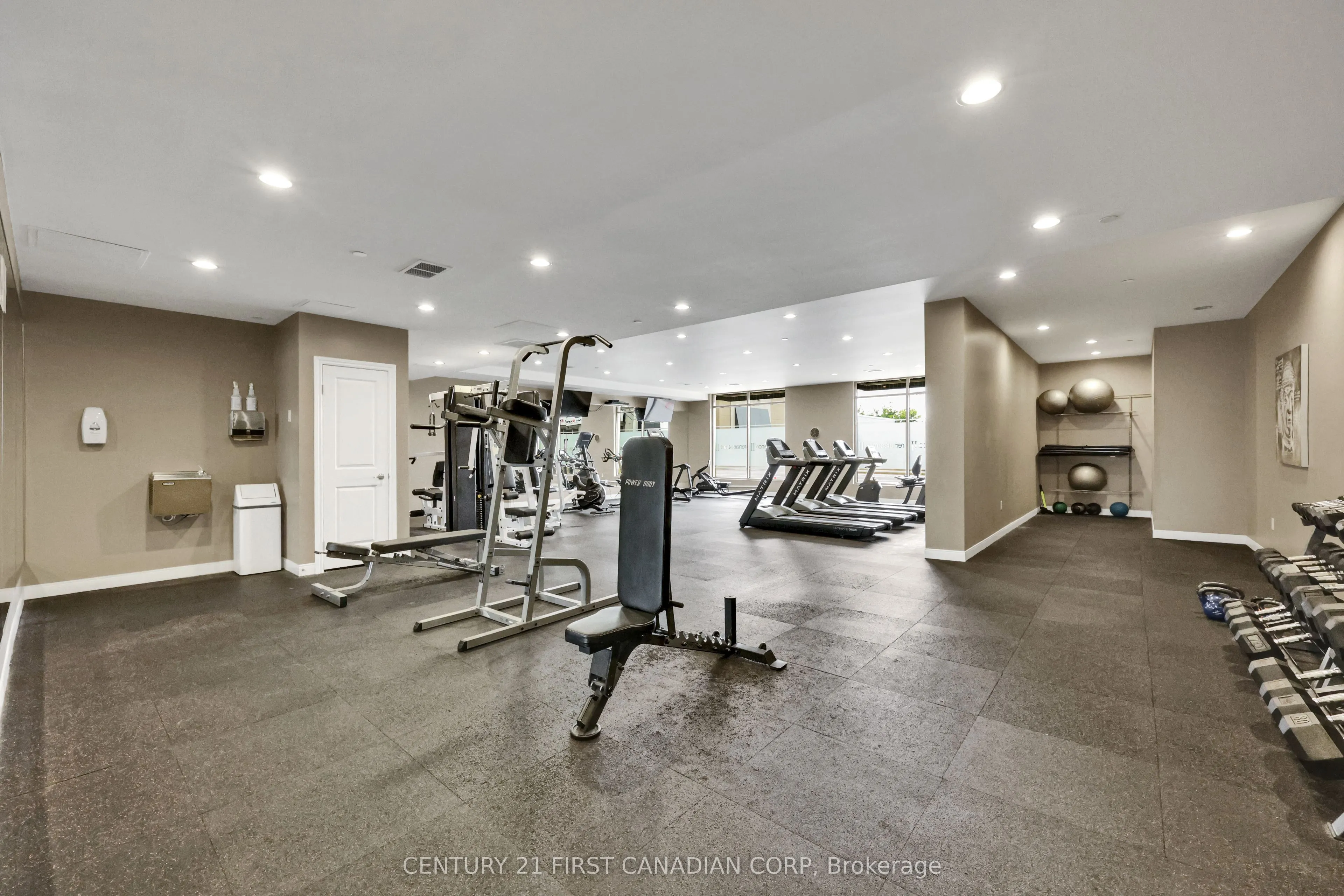 330 Ridout Street N, #1503