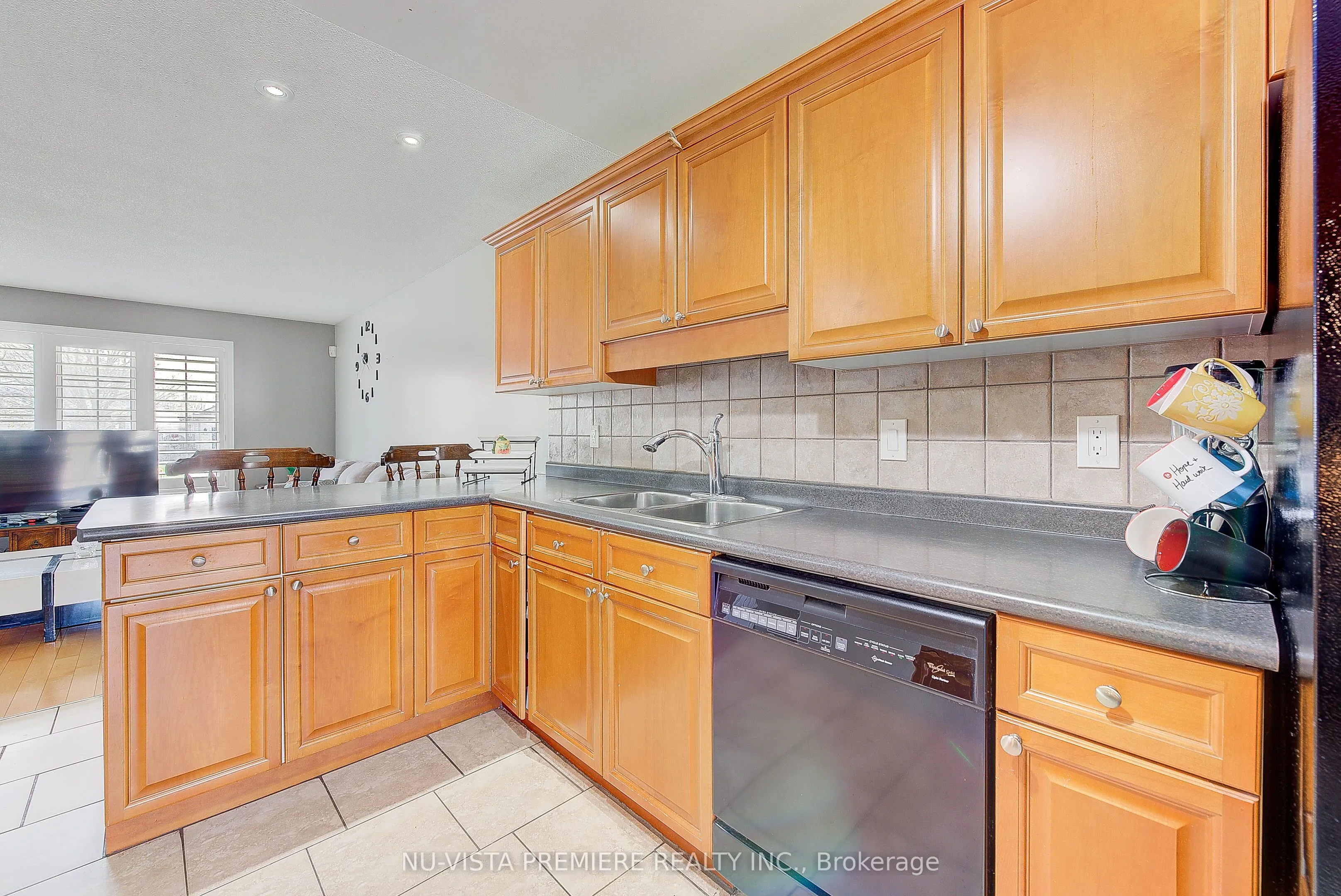 494 Exmouth Circle