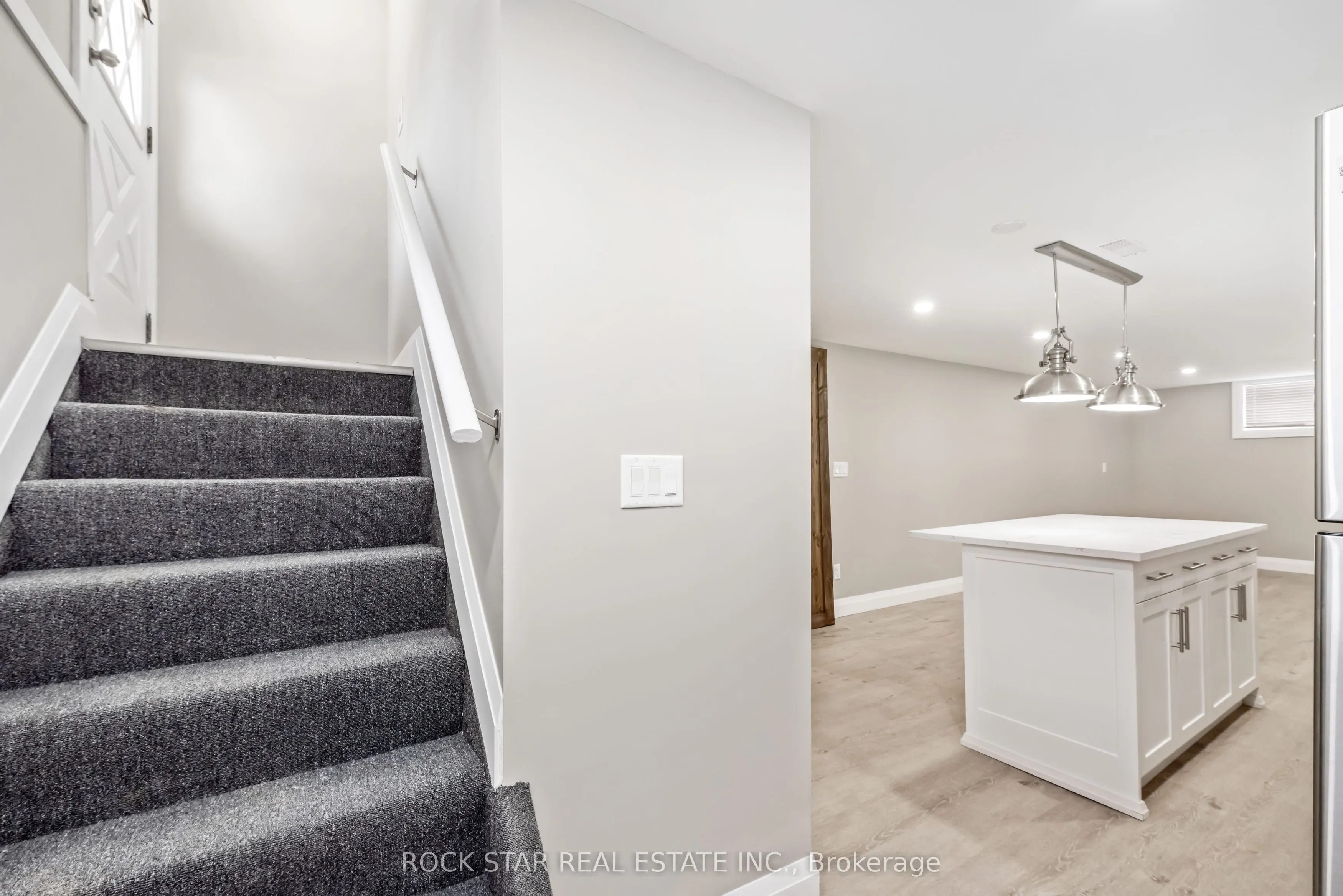 177 Allenby Avenue