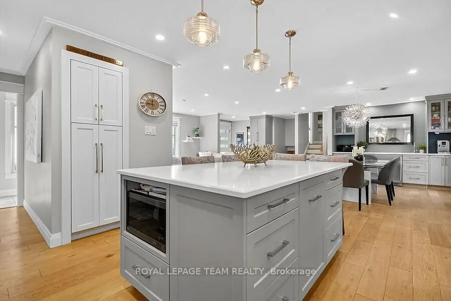 5664 South Island Park Drive