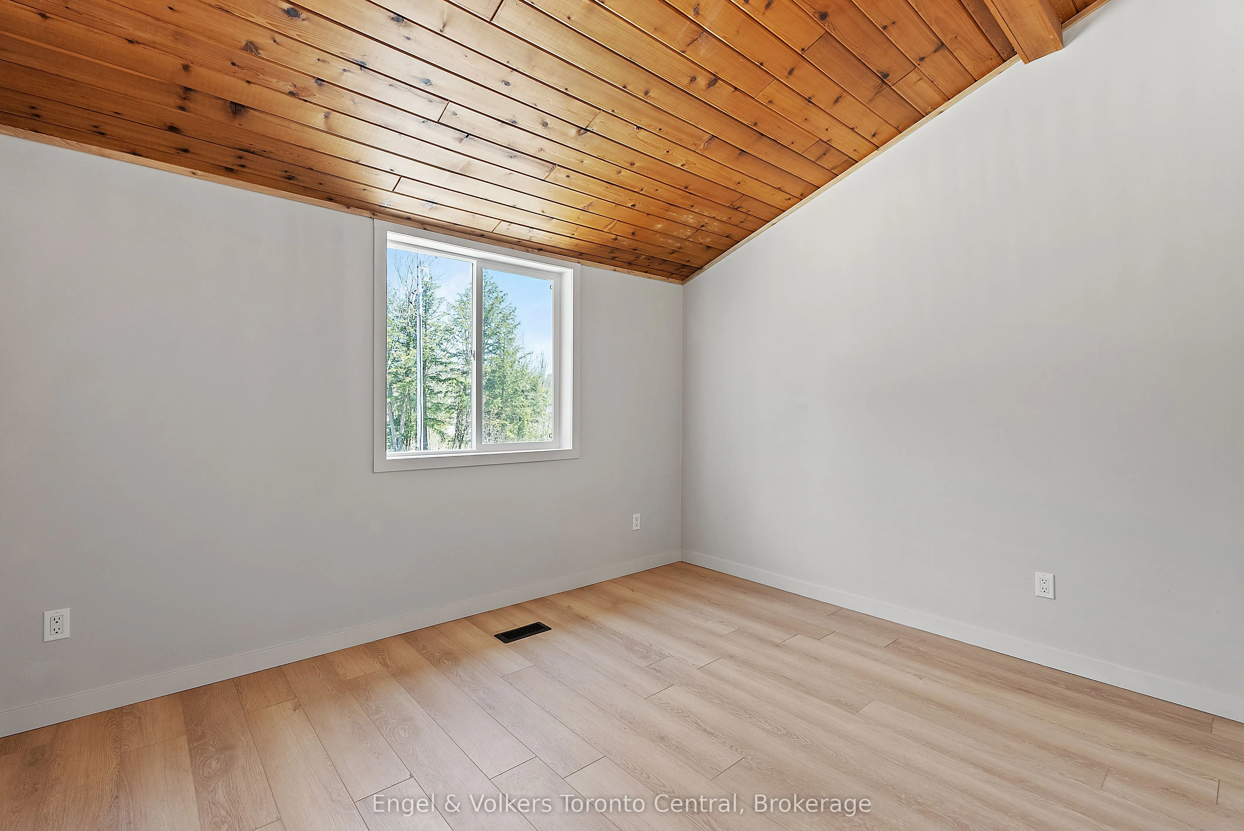 1457 Lake Joseph Road