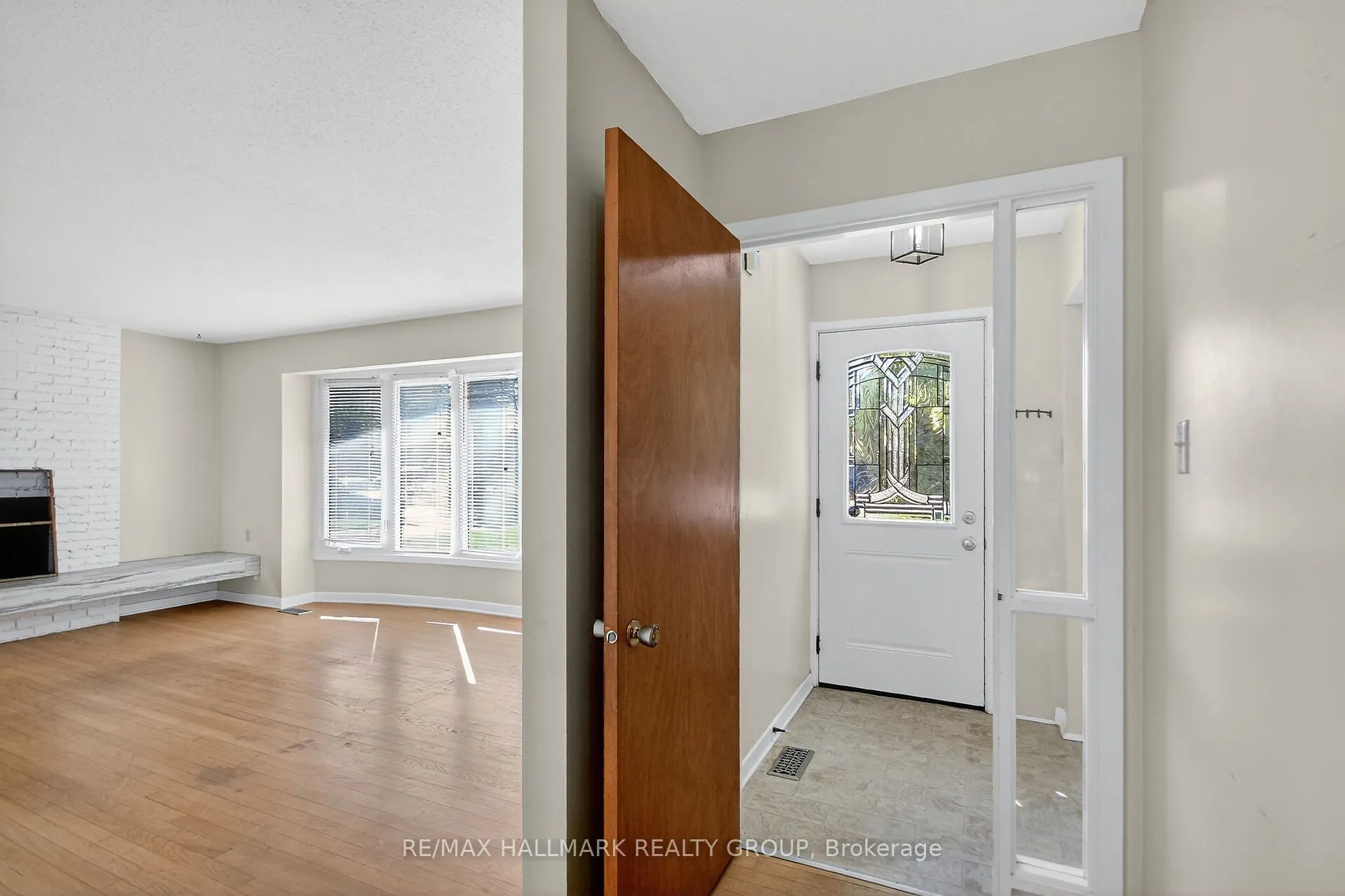 3 Sutton Place