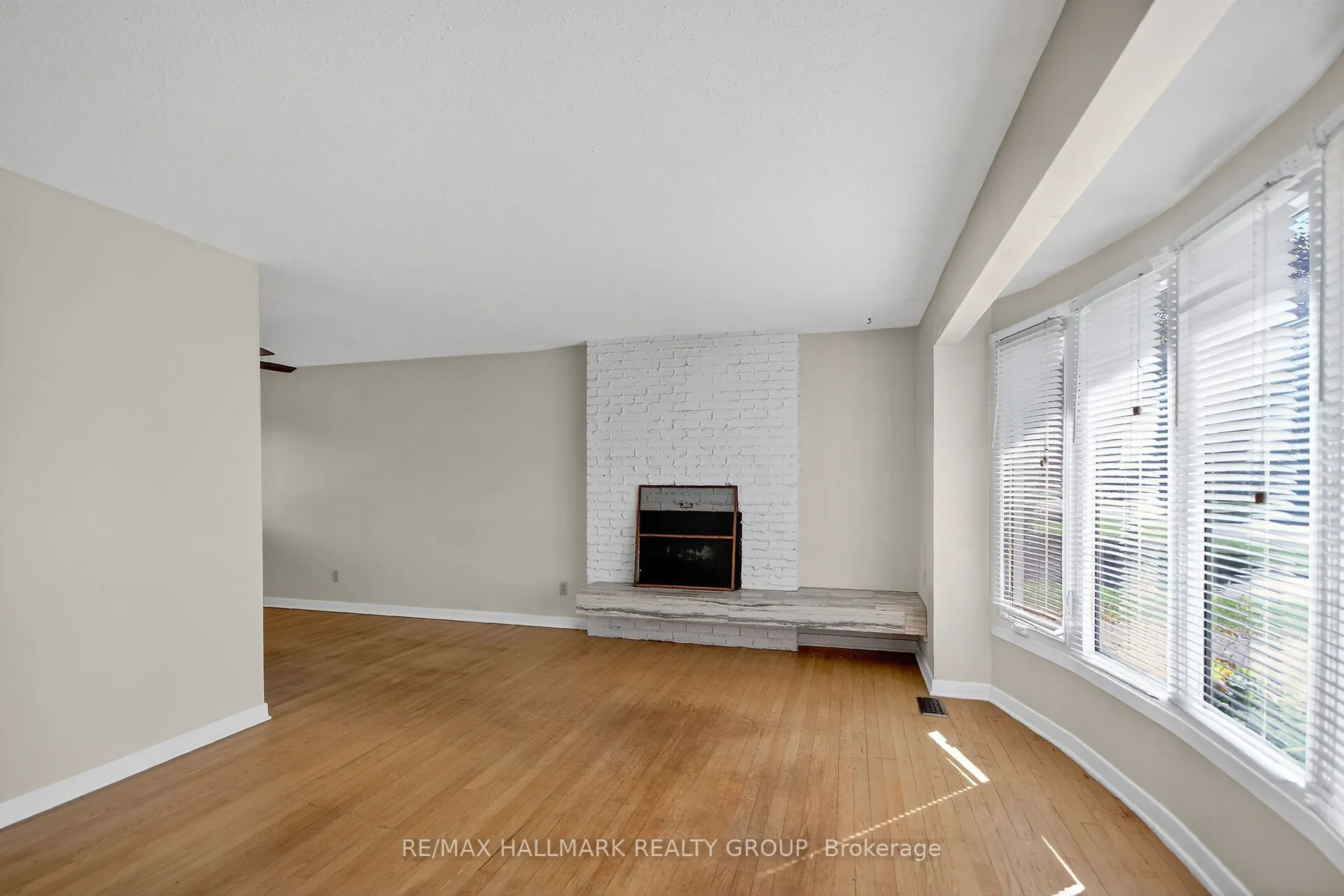 3 Sutton Place