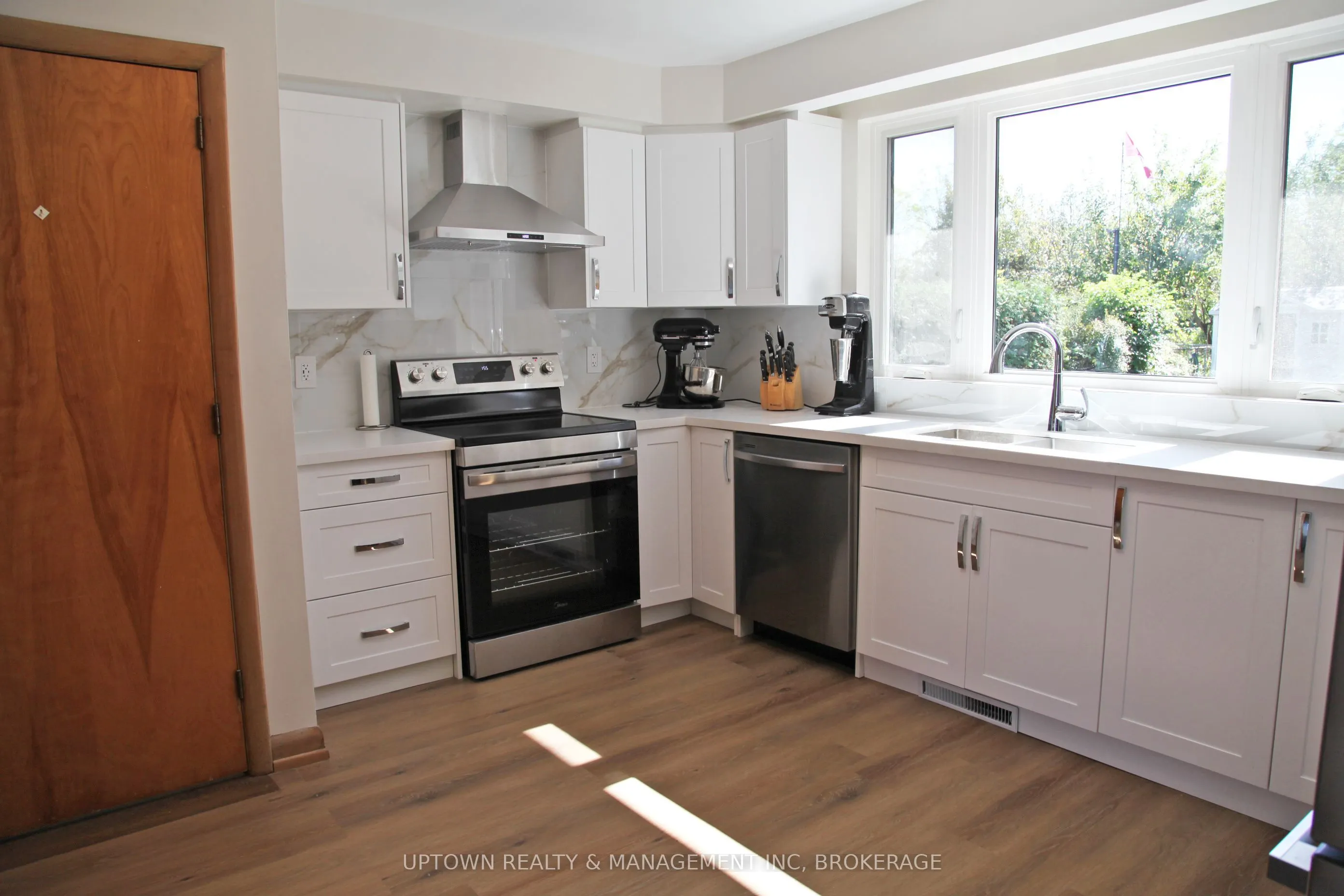 116 Hixon Road