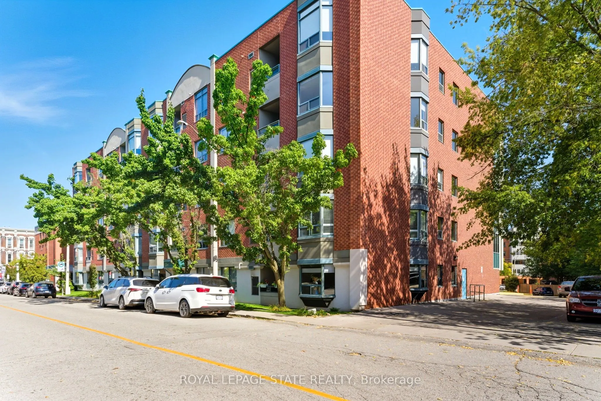5 Ogilvie Street, #306