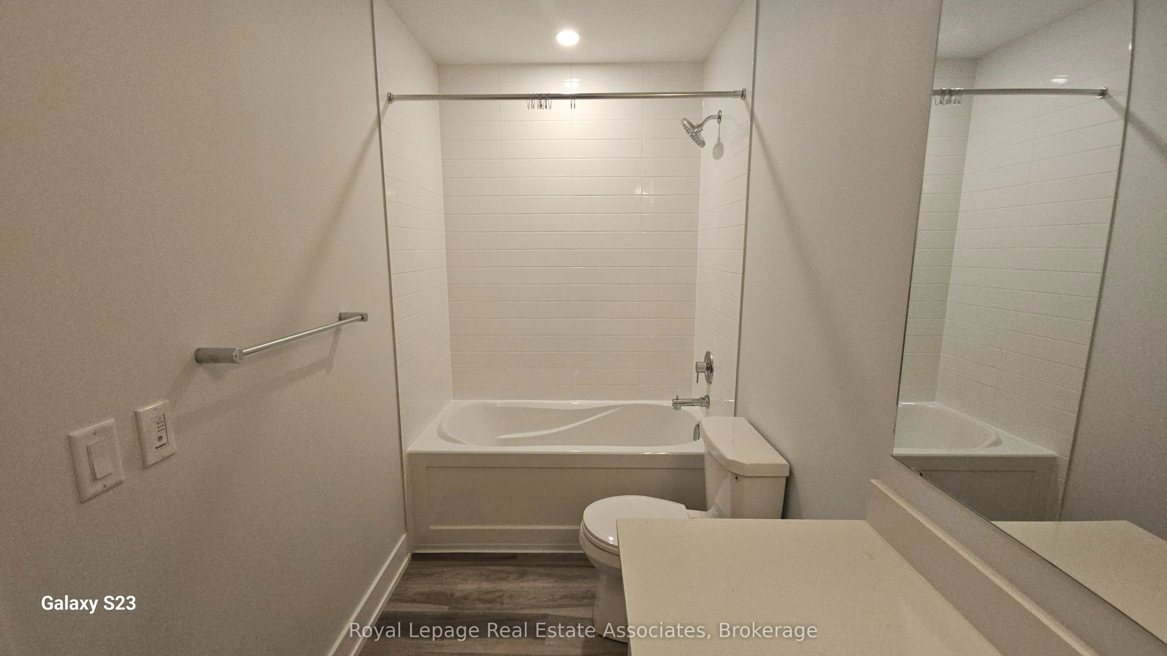 1100 Lackner Place, #104