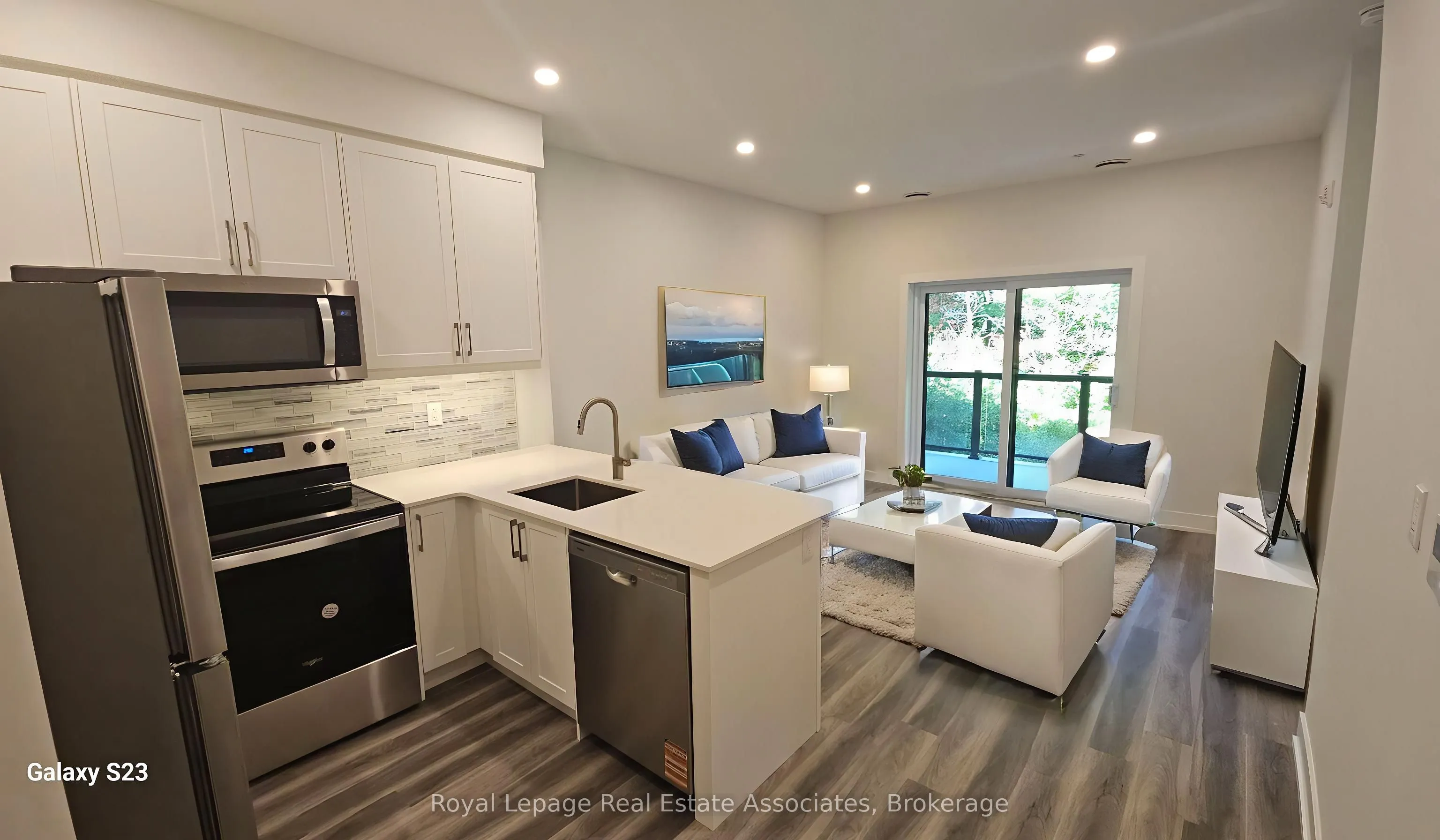 1100 Lackner Place, #104