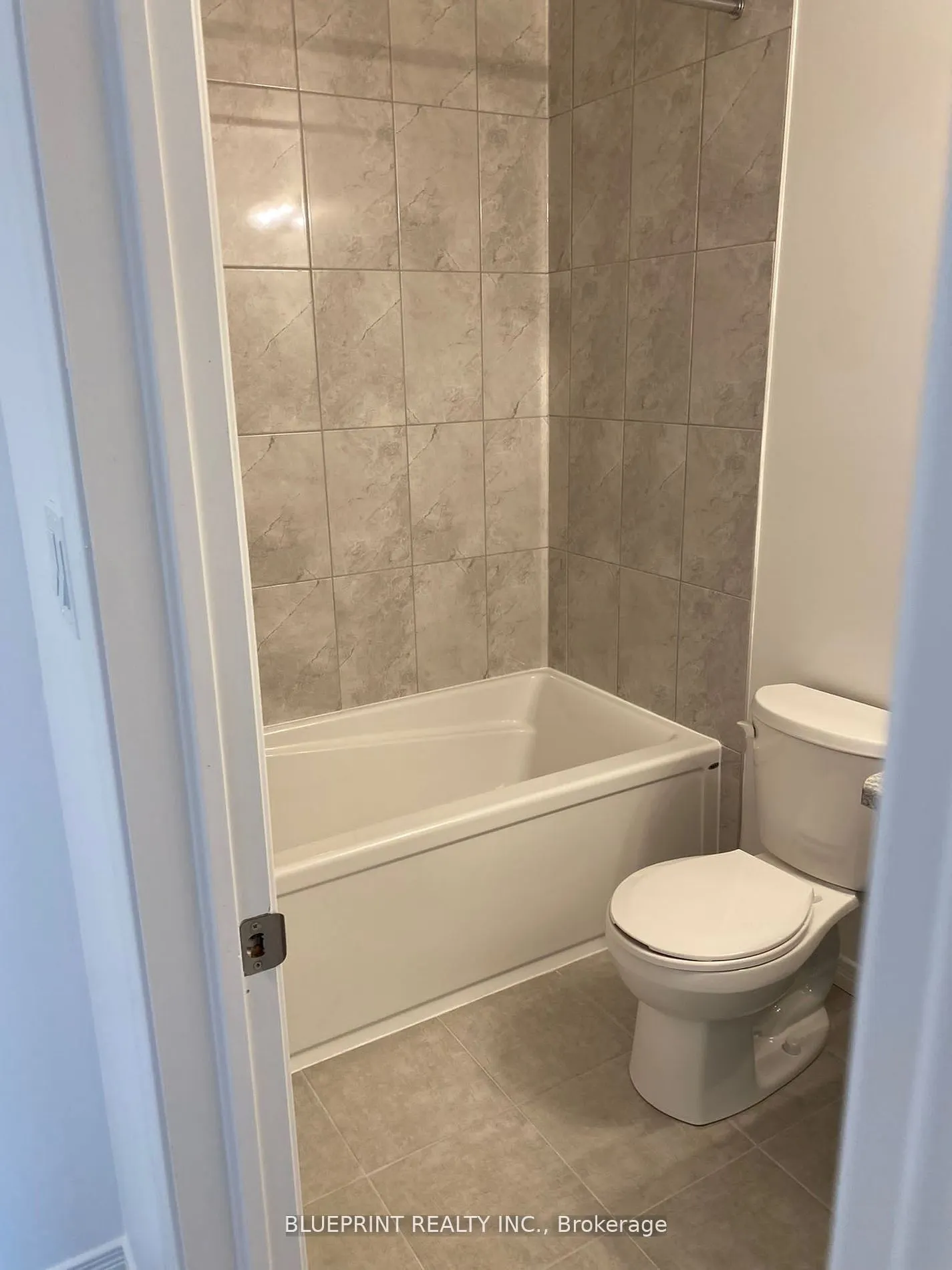 17 West Mill Street, #25
