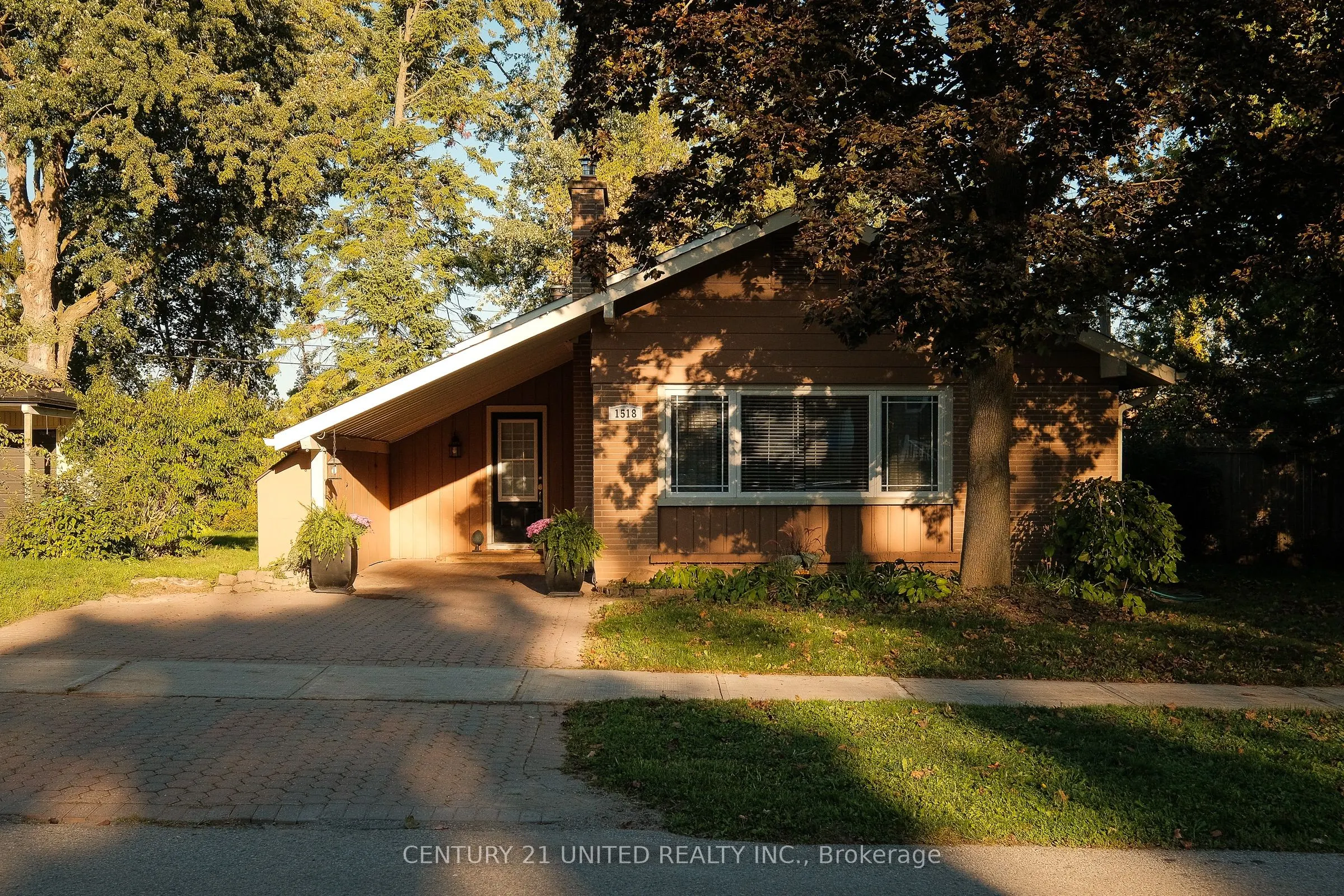 1518 Westbrook Drive