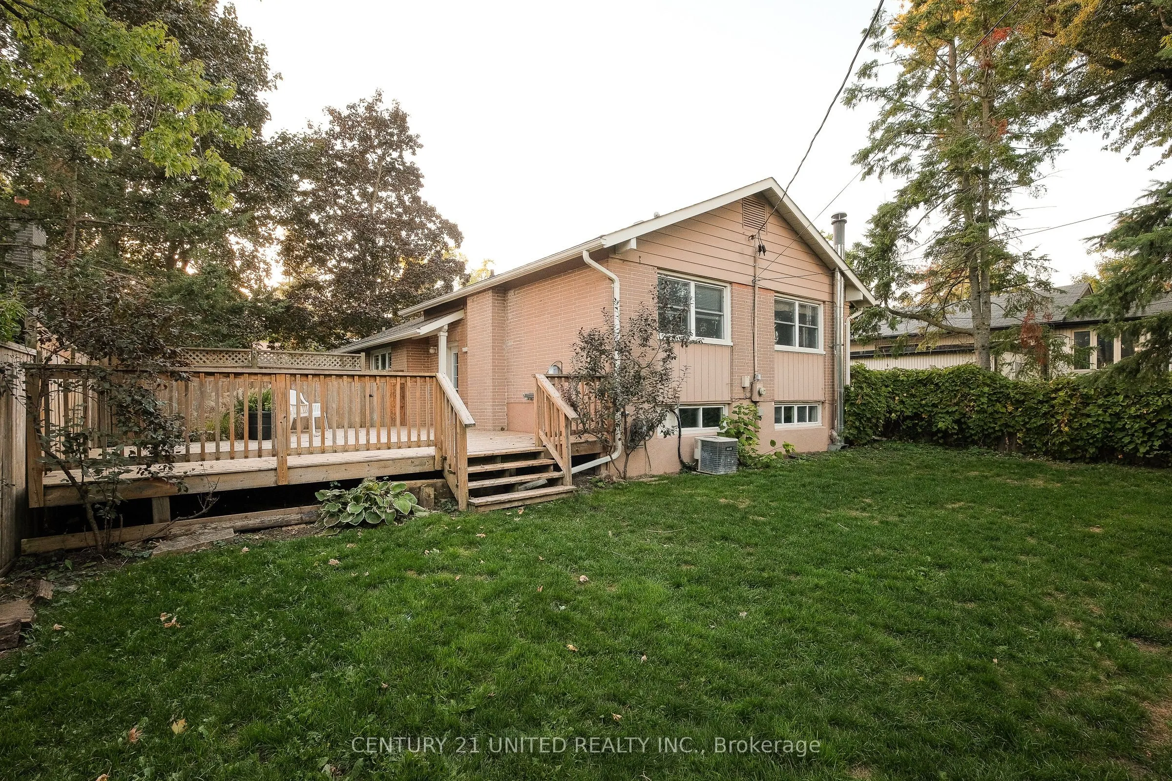 1518 Westbrook Drive