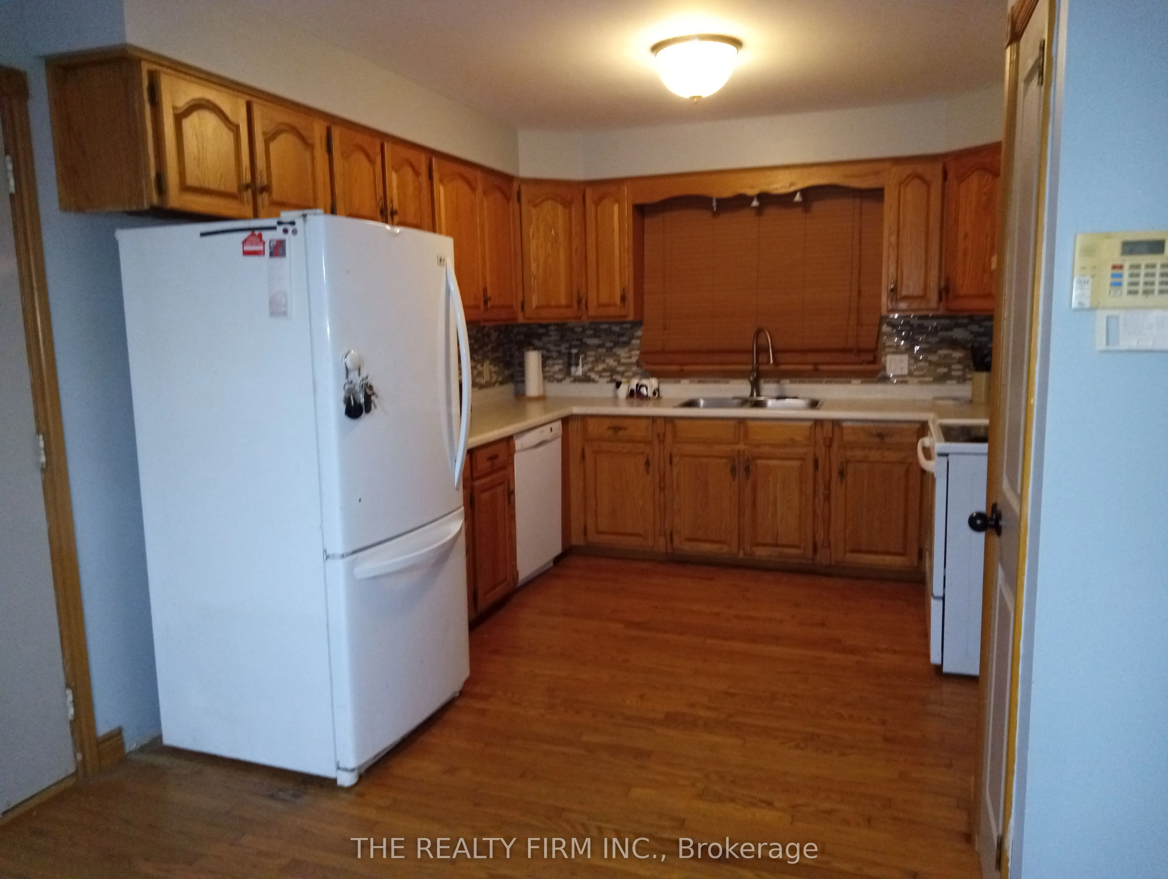1132 Iroquois Crescent