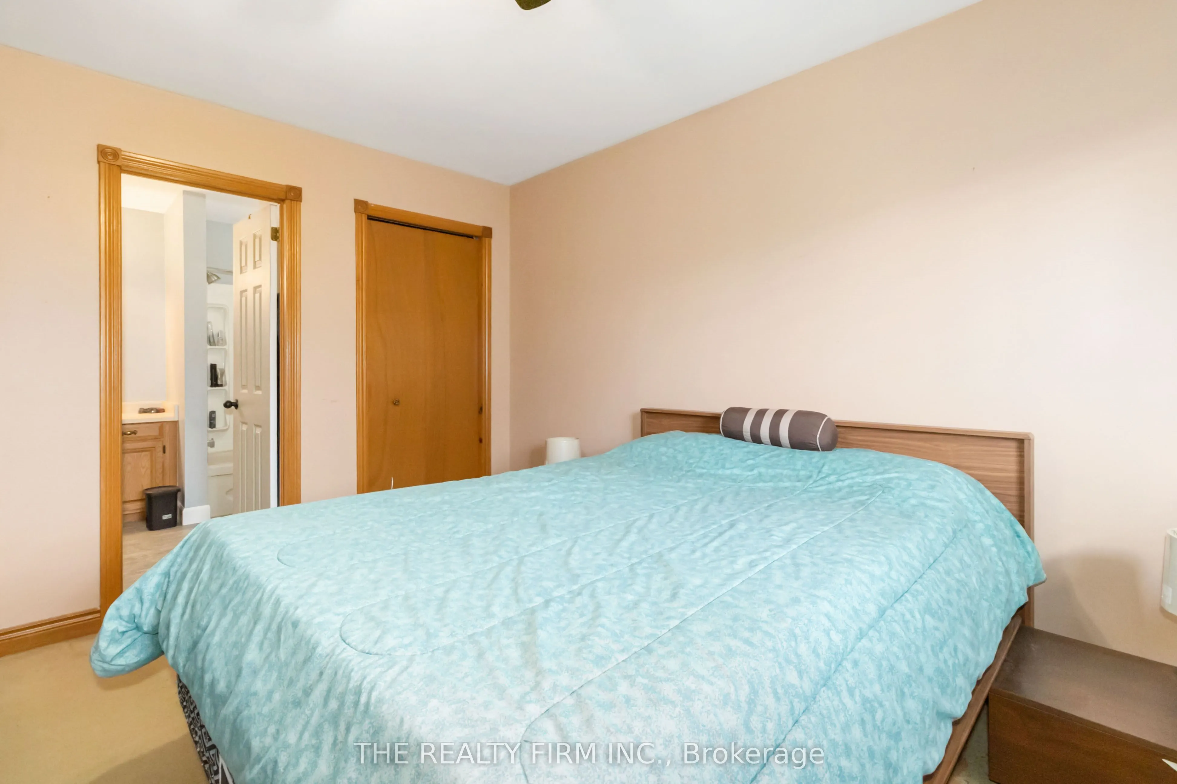 1132 Iroquois Crescent